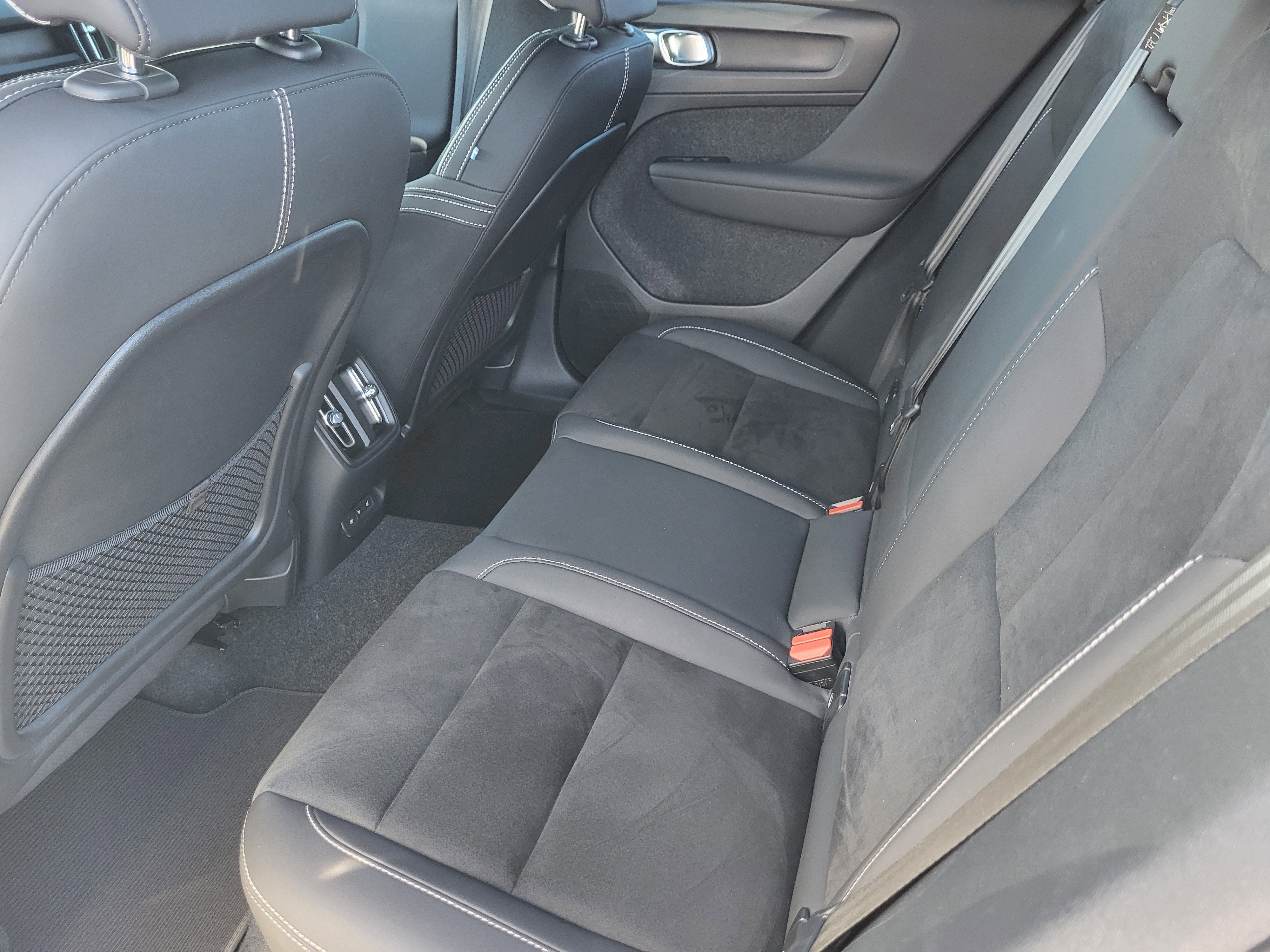 2023 Volvo XC40 Recharge Pure Electric Twin Plus