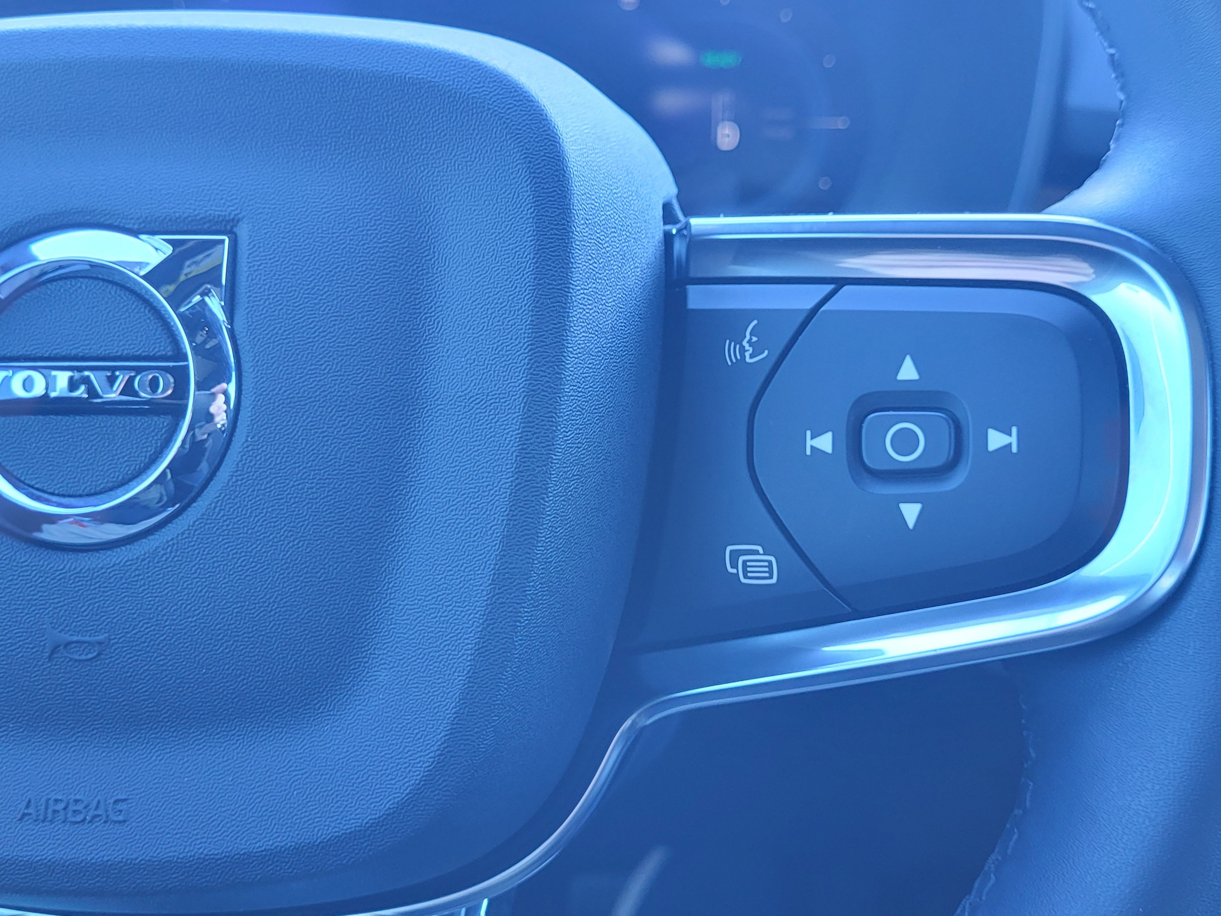 2023 Volvo XC40 Recharge Pure Electric Twin Plus