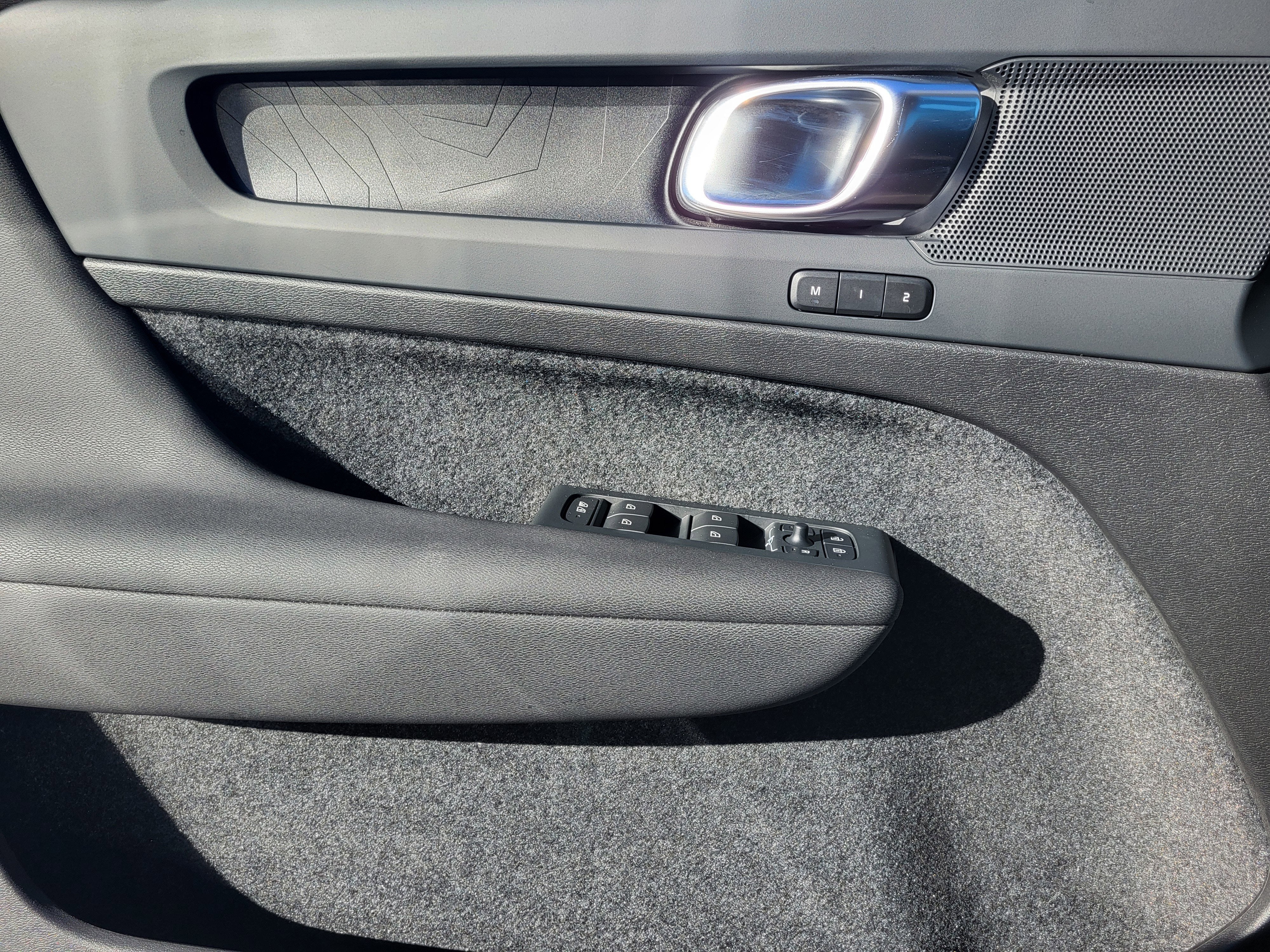 2023 Volvo XC40 Recharge Pure Electric Twin Plus