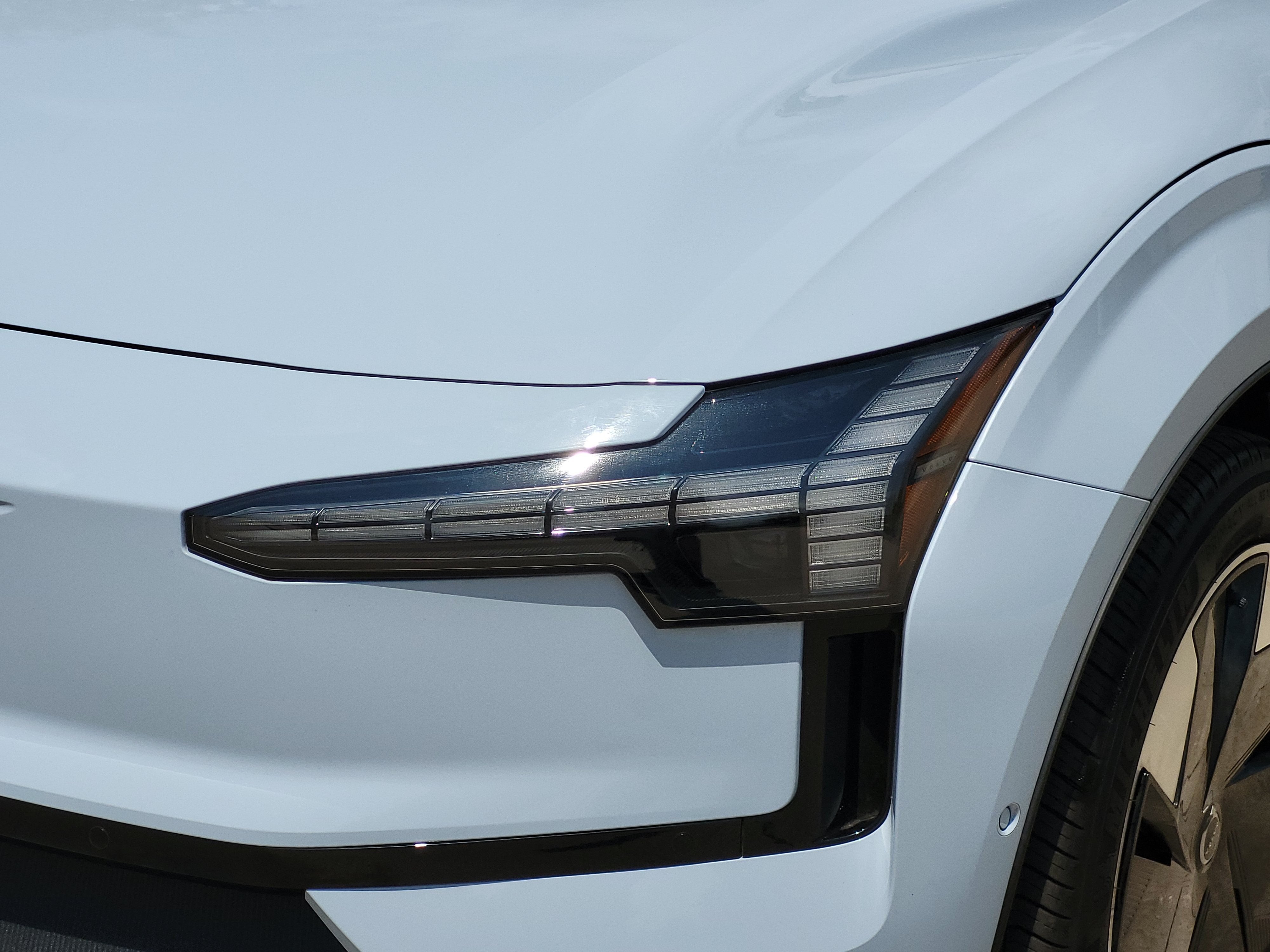 2025 Volvo EX30 Twin Motor Performance Ultra