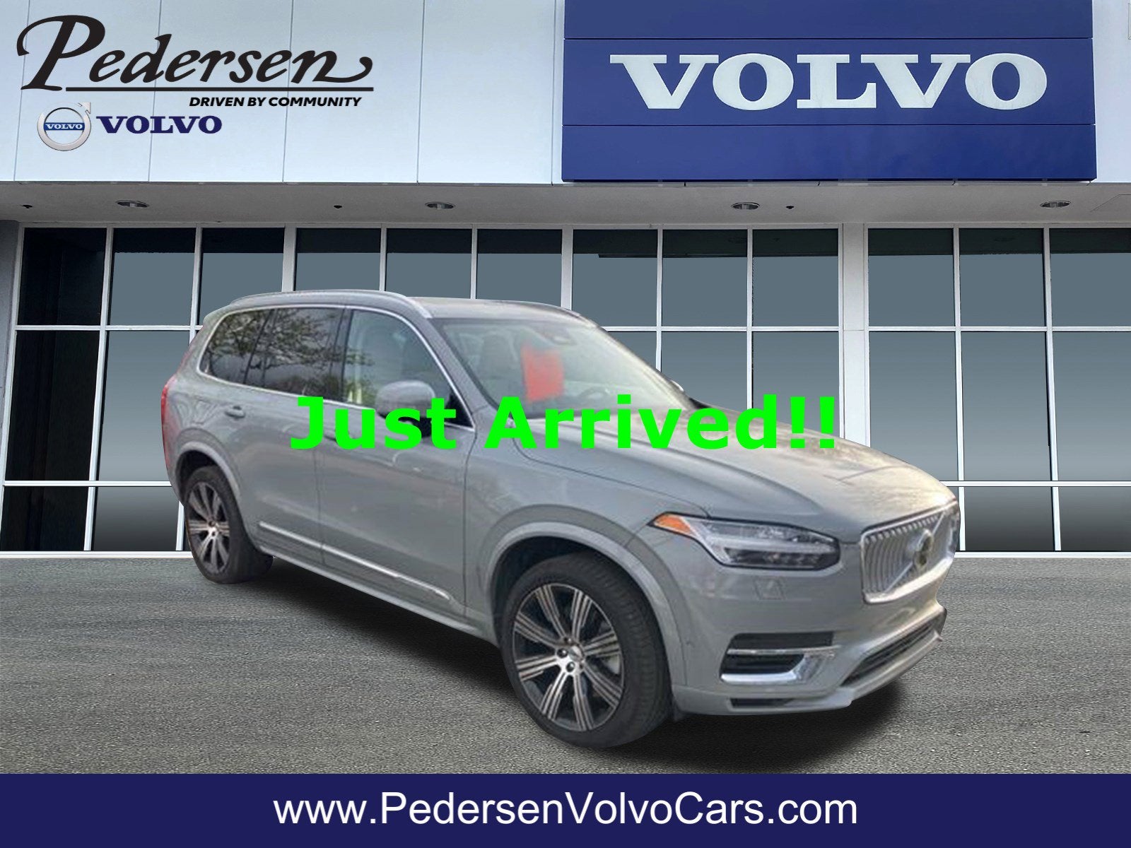 2024 Volvo XC90 Recharge Plug-In Hybrid T8 Plus Bright Theme 7 Passenger