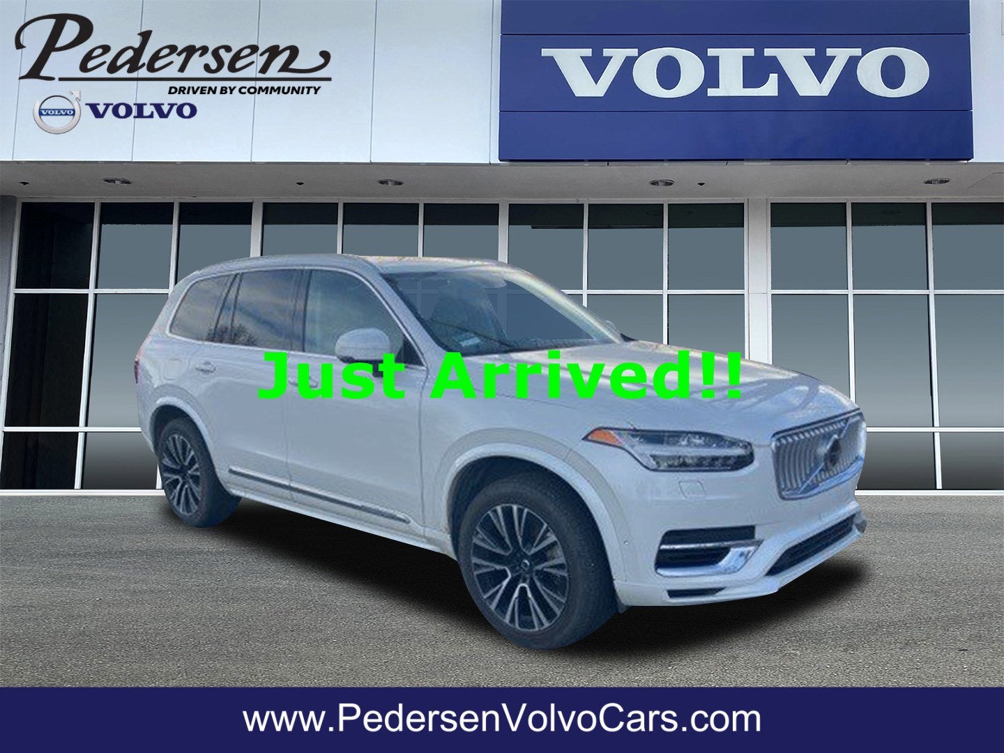 2024 Volvo XC90 Recharge Plug-In Hybrid T8 Plus Bright Theme 7 Passenger