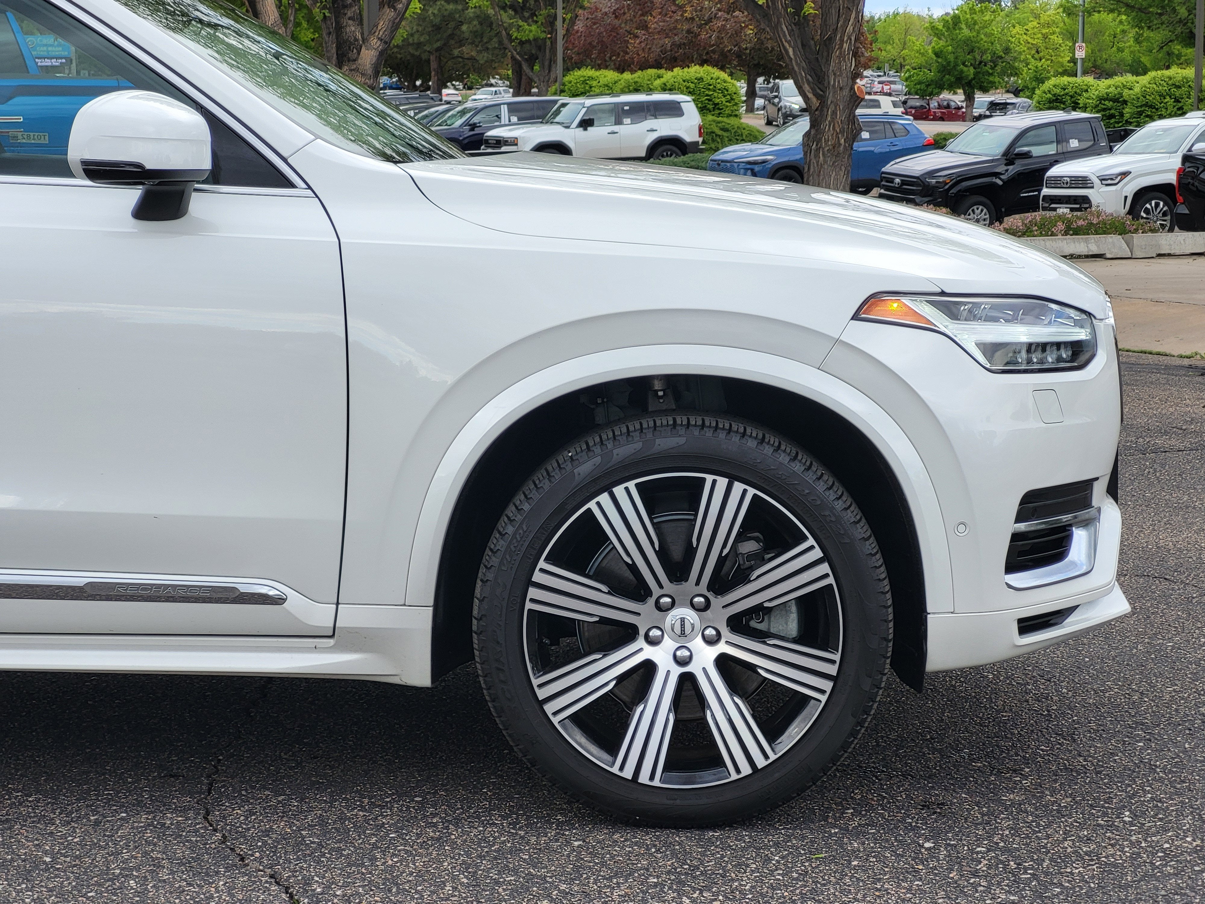 2024 Volvo XC90 Recharge Plug-In Hybrid T8 Plus Bright Theme 7 Passenger