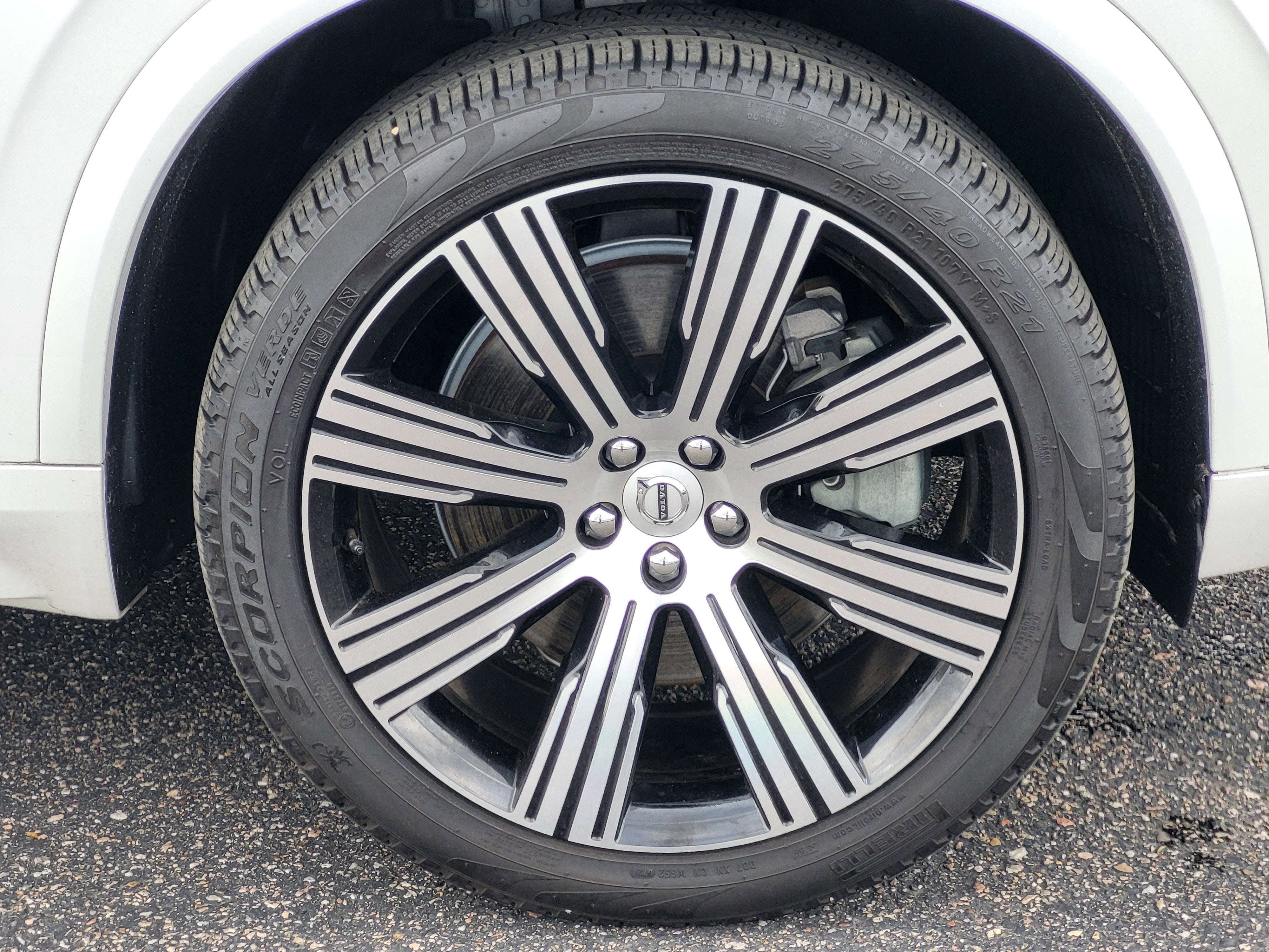 2024 Volvo XC90 Recharge Plug-In Hybrid T8 Plus Bright Theme 7 Passenger