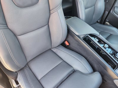 2024 Volvo XC90 Recharge Plug-In Hybrid Ultimate