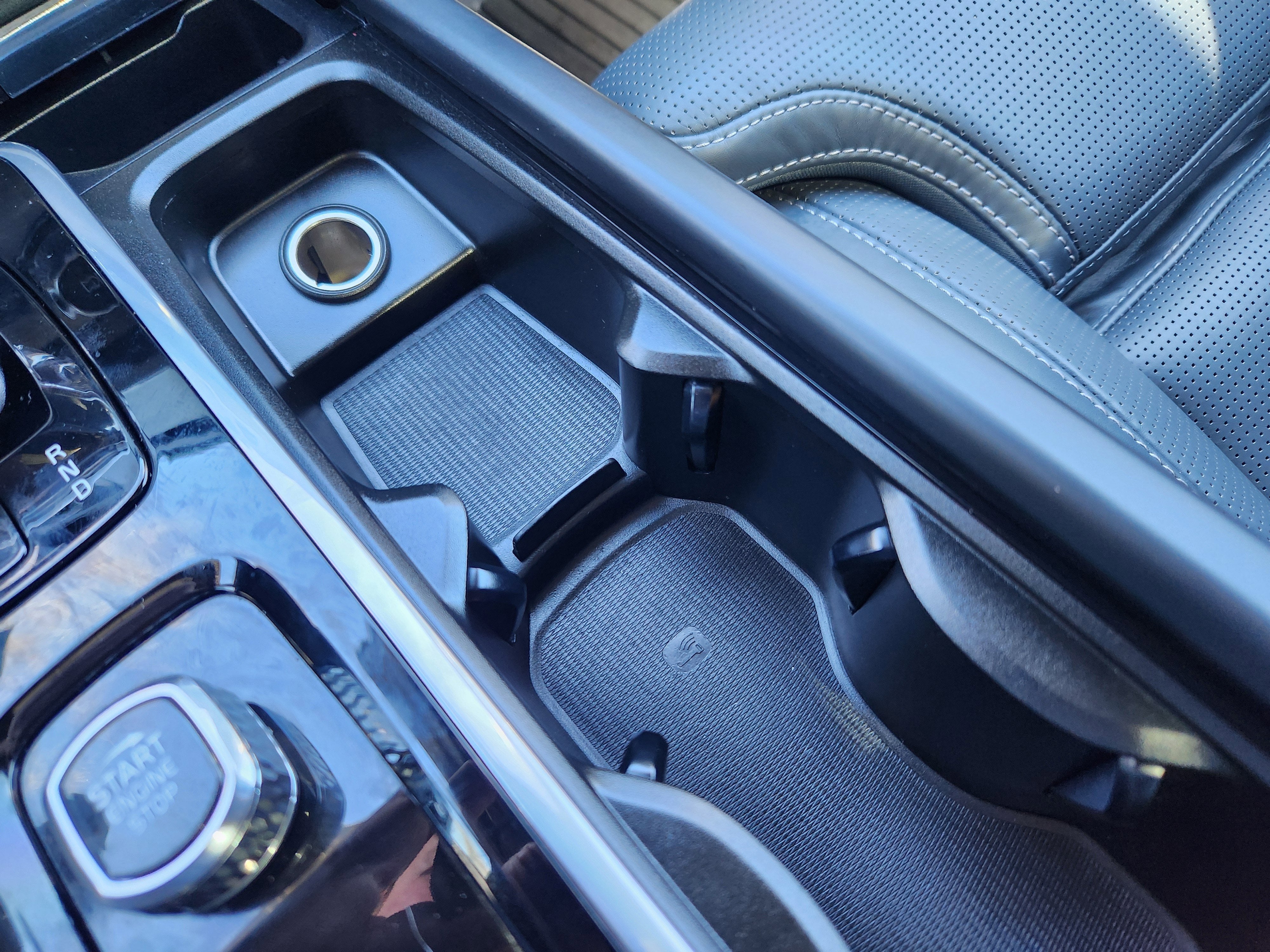 2024 Volvo XC90 Recharge Plug-In Hybrid Ultimate