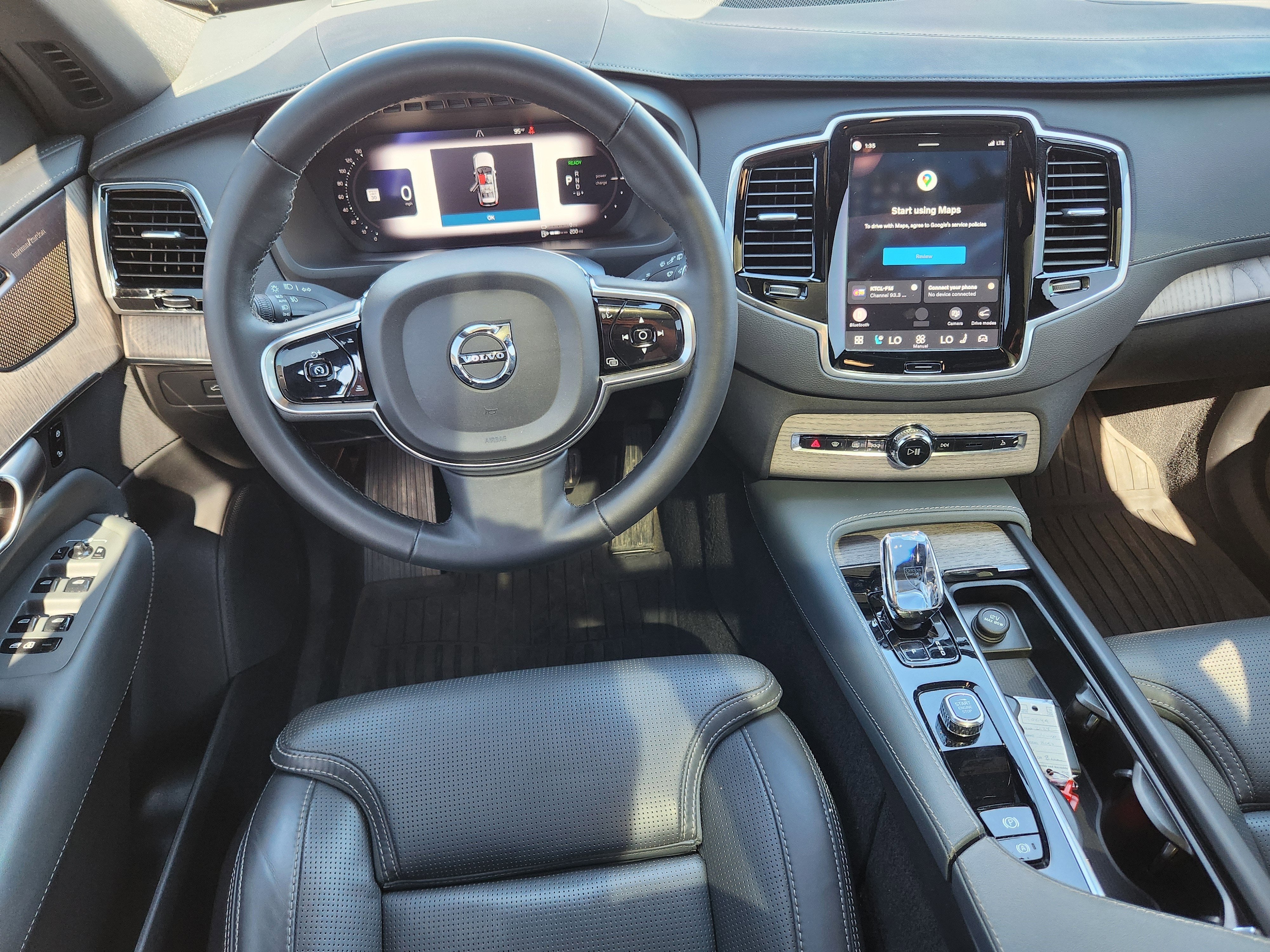 2024 Volvo XC90 Recharge Plug-In Hybrid Ultimate