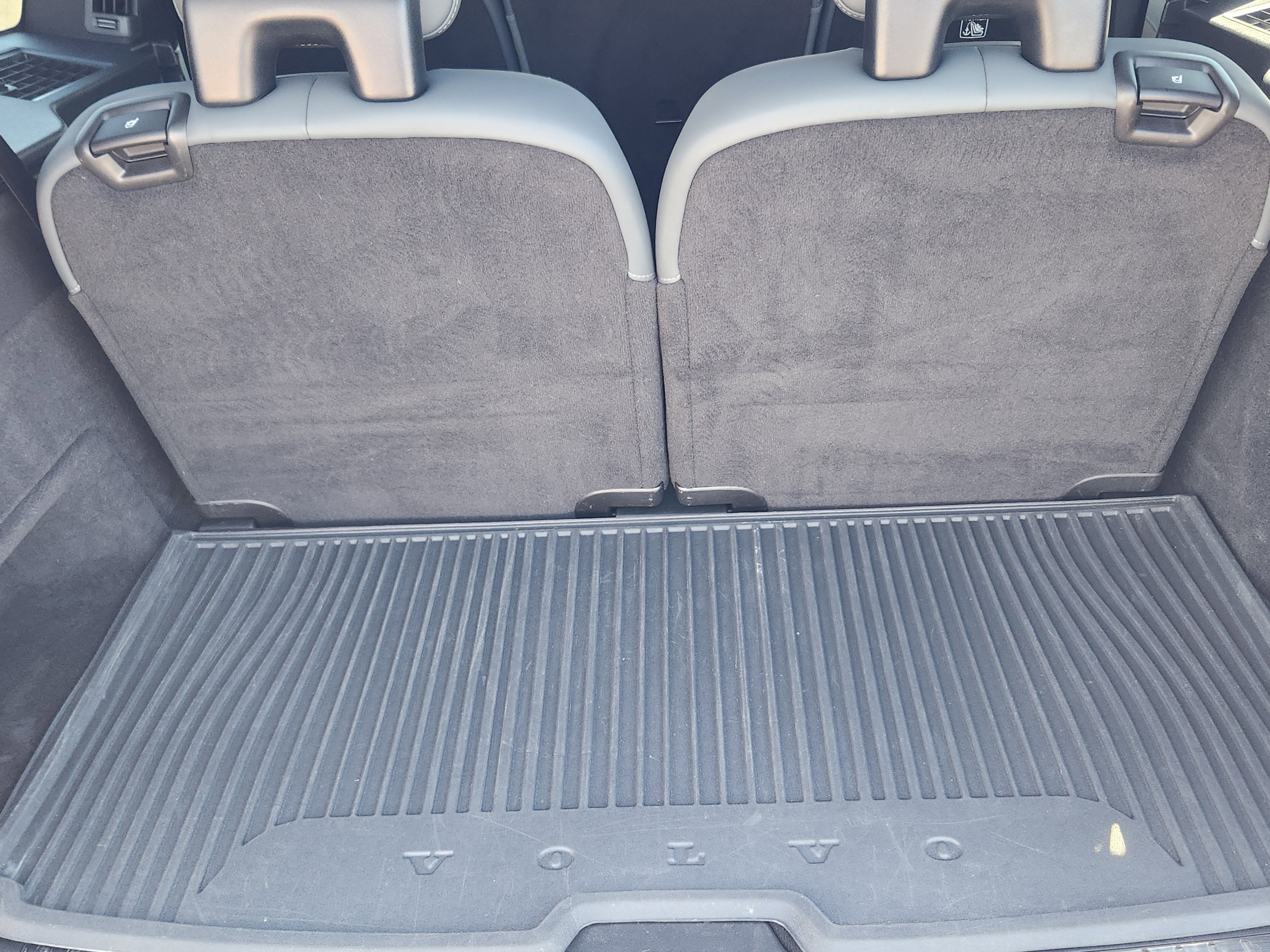 2024 Volvo XC90 Recharge Plug-In Hybrid Ultimate