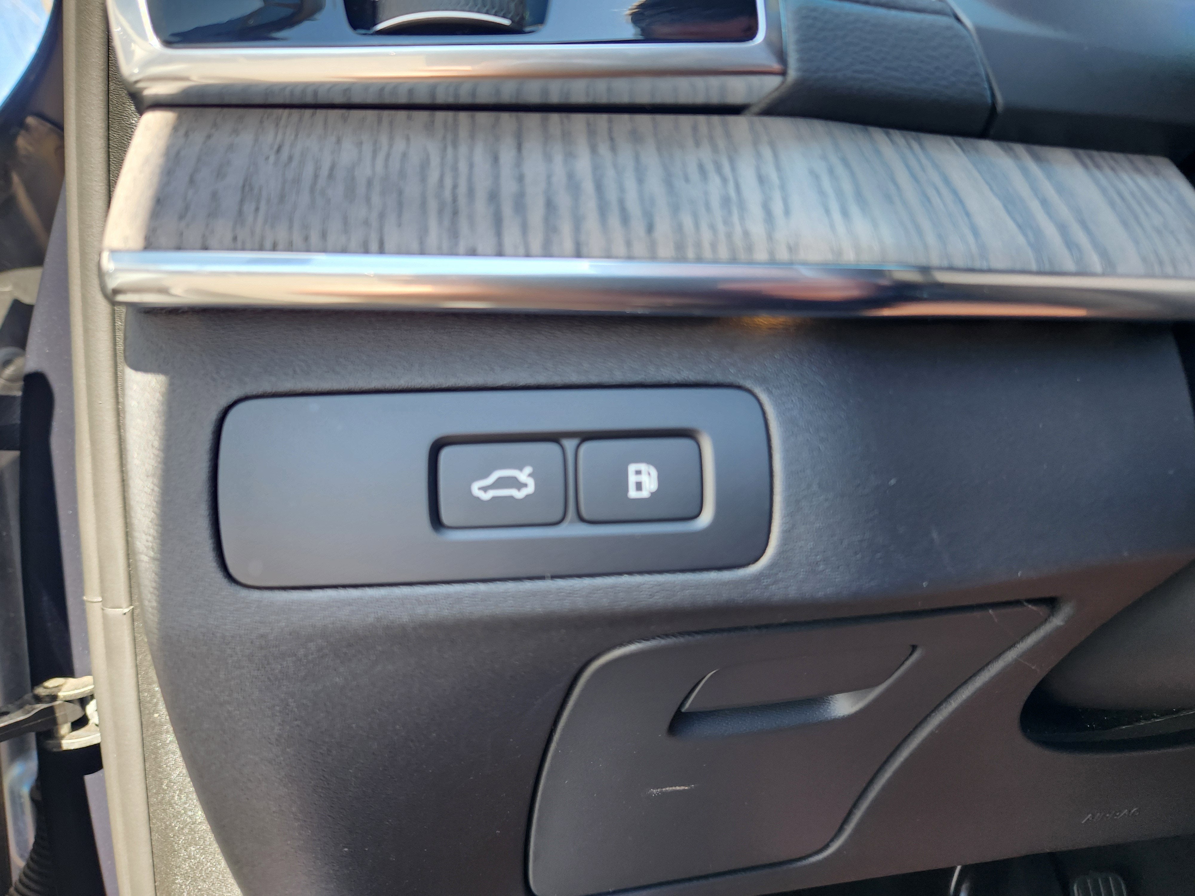 2024 Volvo XC90 Recharge Plug-In Hybrid Ultimate