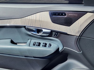 2024 Volvo XC90 Recharge Plug-In Hybrid Ultimate