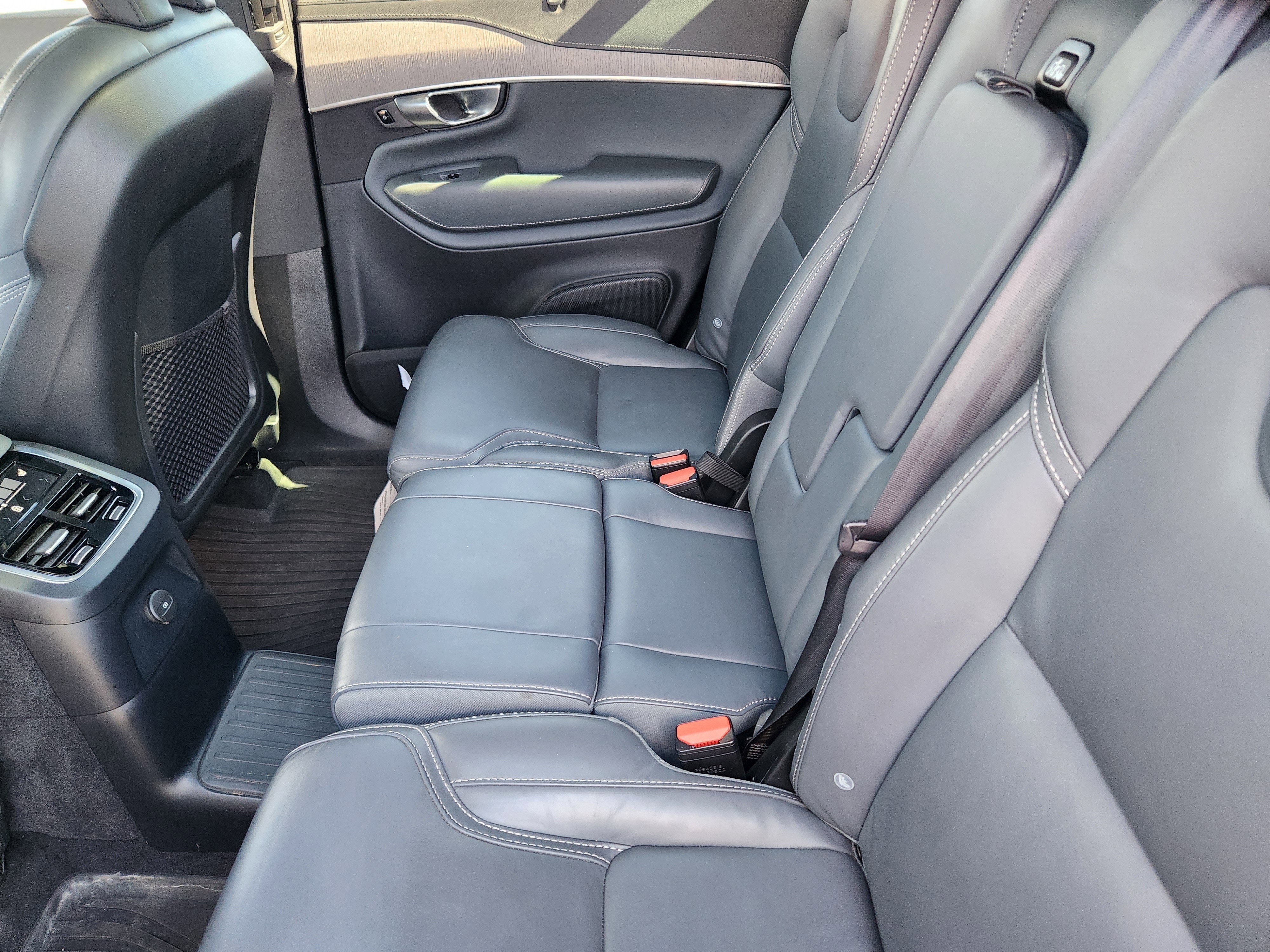 2024 Volvo XC90 Recharge Plug-In Hybrid Ultimate