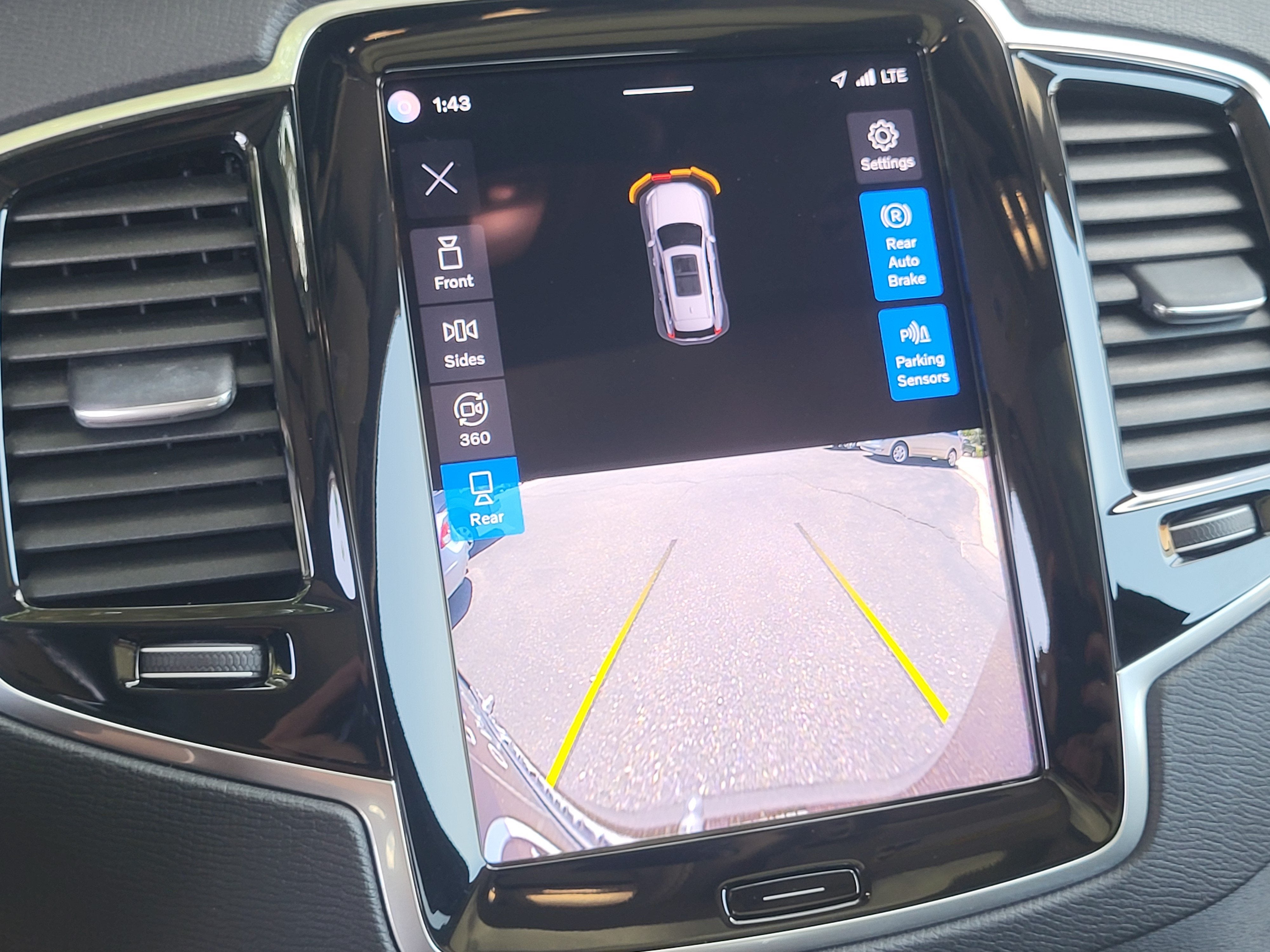 2023 Volvo XC90 Recharge Plug-In Hybrid T8 Plus Bright Theme 7 Passenger