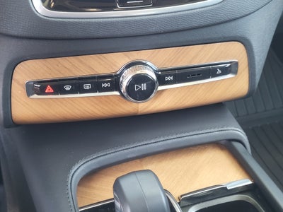 2023 Volvo XC90 Recharge Plug-In Hybrid T8 Plus Bright Theme 7 Passenger