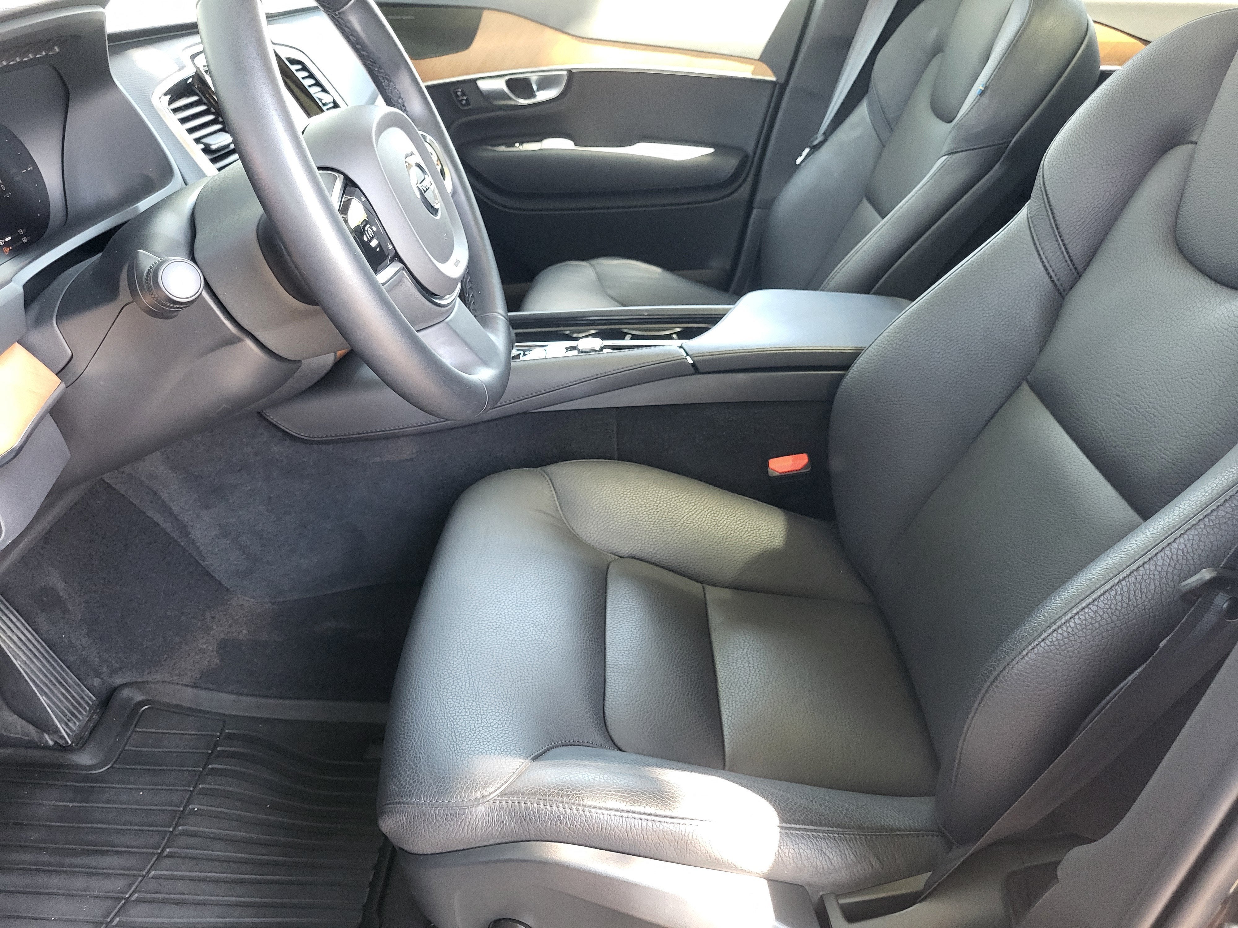 2023 Volvo XC90 Recharge Plug-In Hybrid T8 Plus Bright Theme 7 Passenger