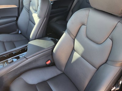2023 Volvo XC90 Recharge Plug-In Hybrid T8 Plus Bright Theme 7 Passenger