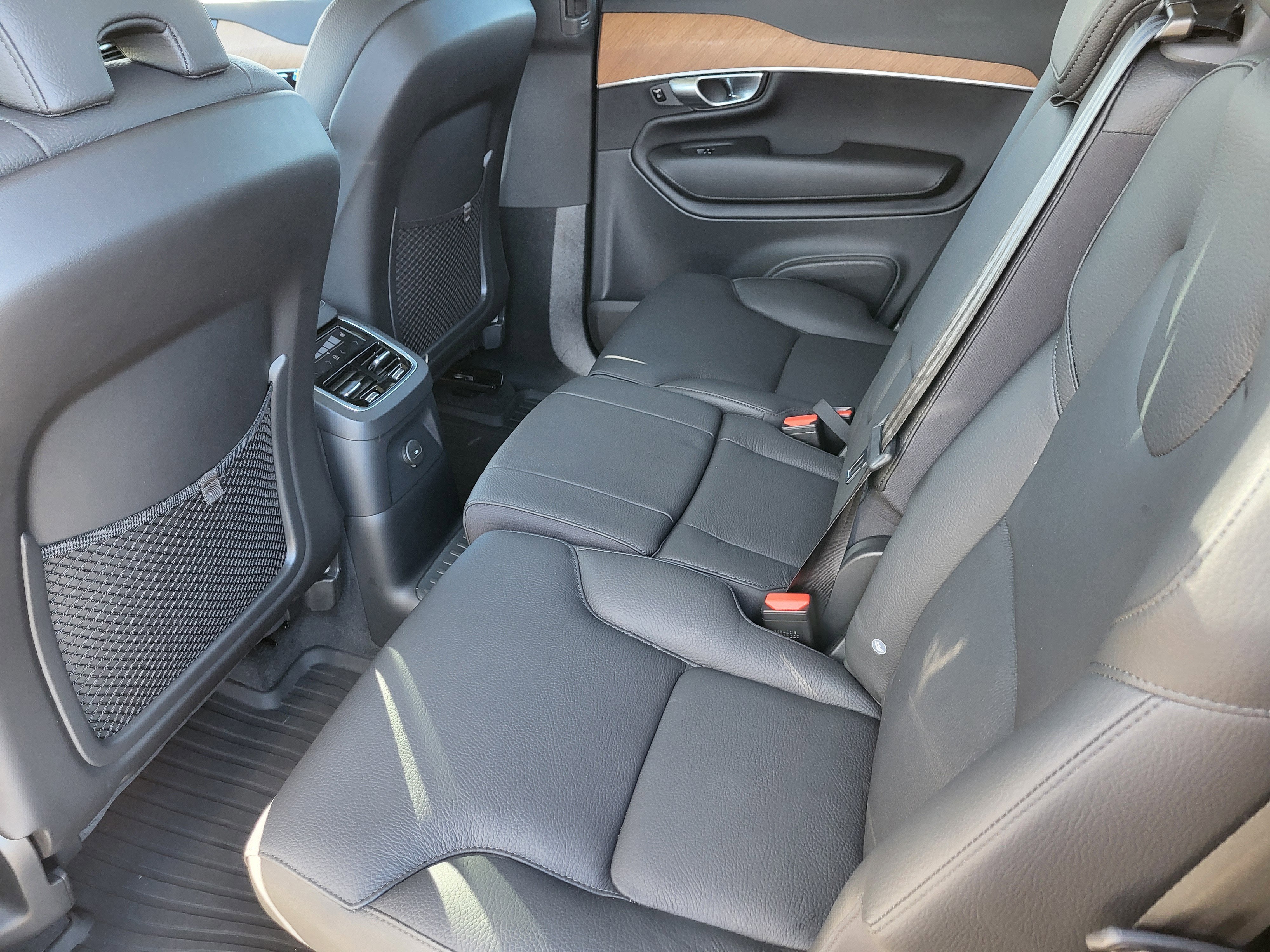 2023 Volvo XC90 Recharge Plug-In Hybrid T8 Plus Bright Theme 7 Passenger