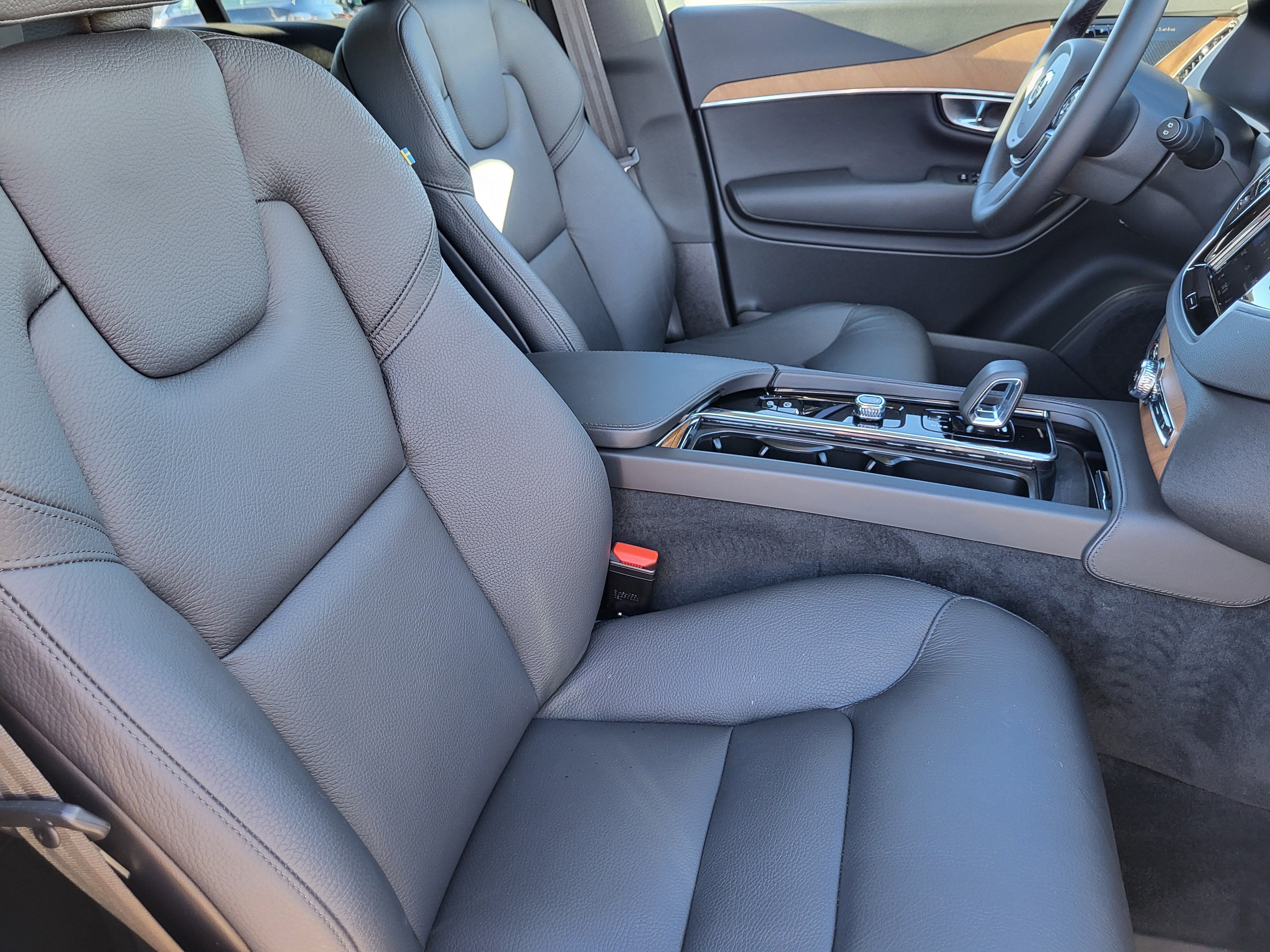 2023 Volvo XC90 Recharge Plug-In Hybrid T8 Plus Bright Theme 7 Passenger