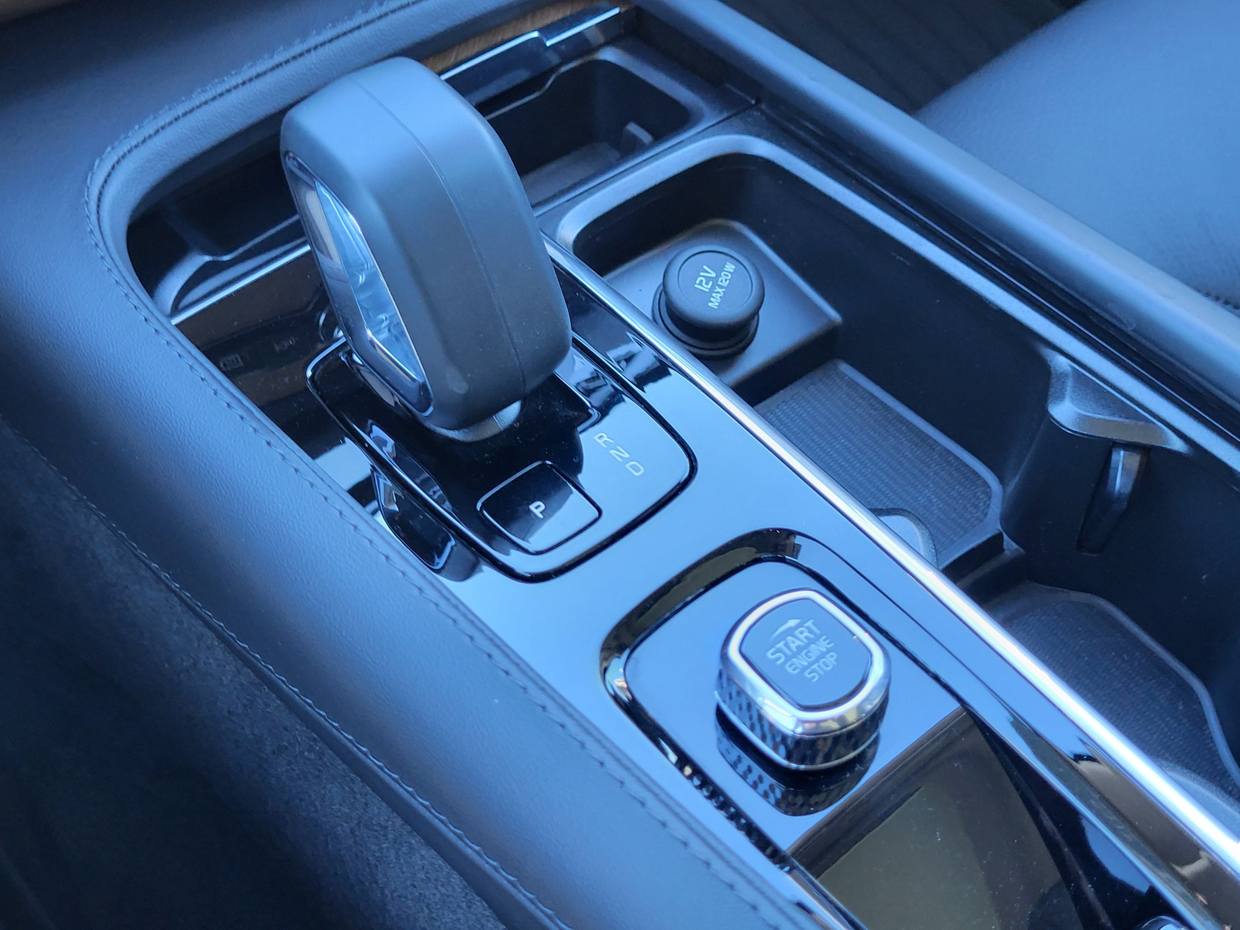 2023 Volvo XC90 Recharge Plug-In Hybrid T8 Plus Bright Theme 7 Passenger