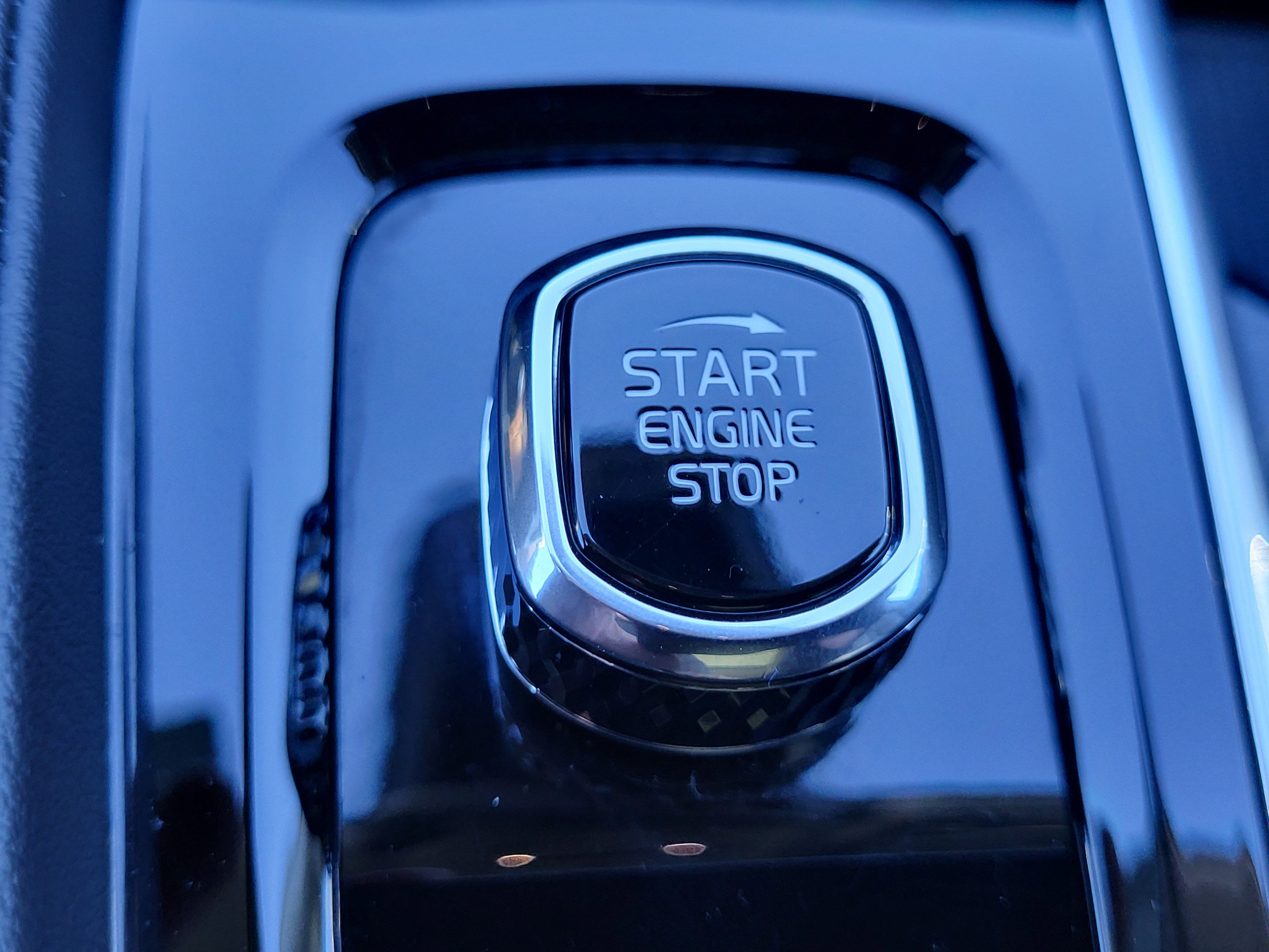 2023 Volvo XC90 Recharge Plug-In Hybrid T8 Plus Bright Theme 7 Passenger