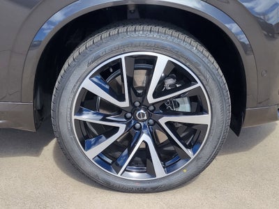 2023 Volvo XC90 Recharge Plug-In Hybrid T8 Plus Dark Theme 7 Passenger