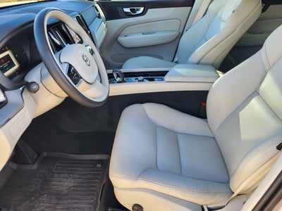 2024 Volvo XC60 Recharge Plug-In Hybrid T8 Plus Dark Theme