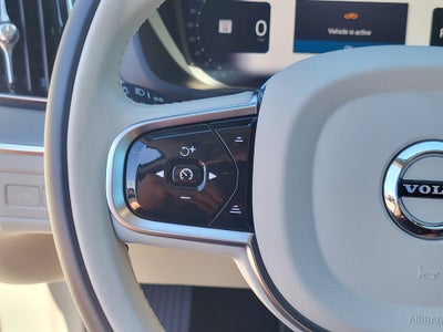 2024 Volvo XC60 Recharge Plug-In Hybrid Ultimate