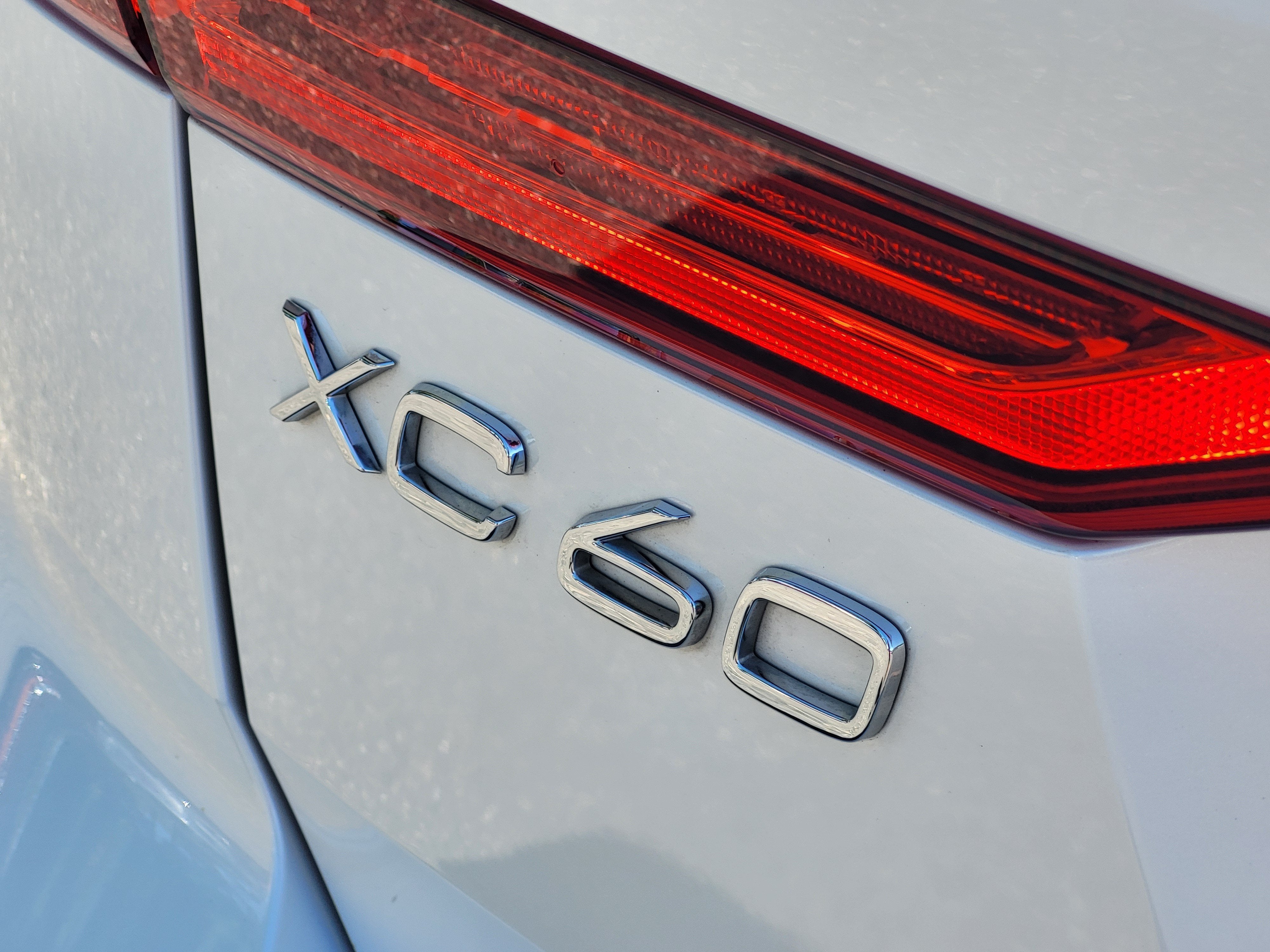2024 Volvo XC60 Recharge Plug-In Hybrid Ultimate