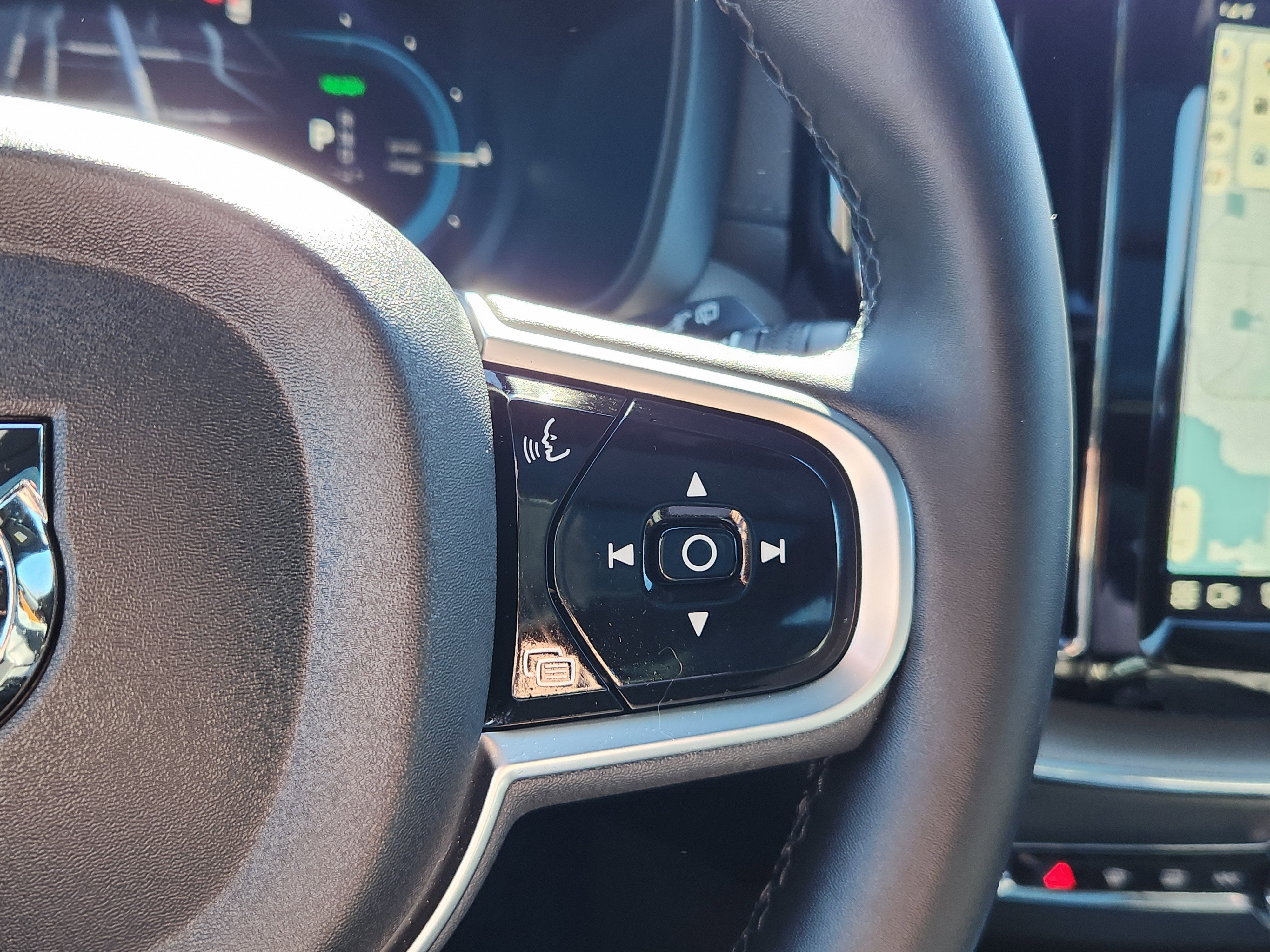 2025 Volvo XC60 Plug-In Hybrid T8 Polestar Engineered