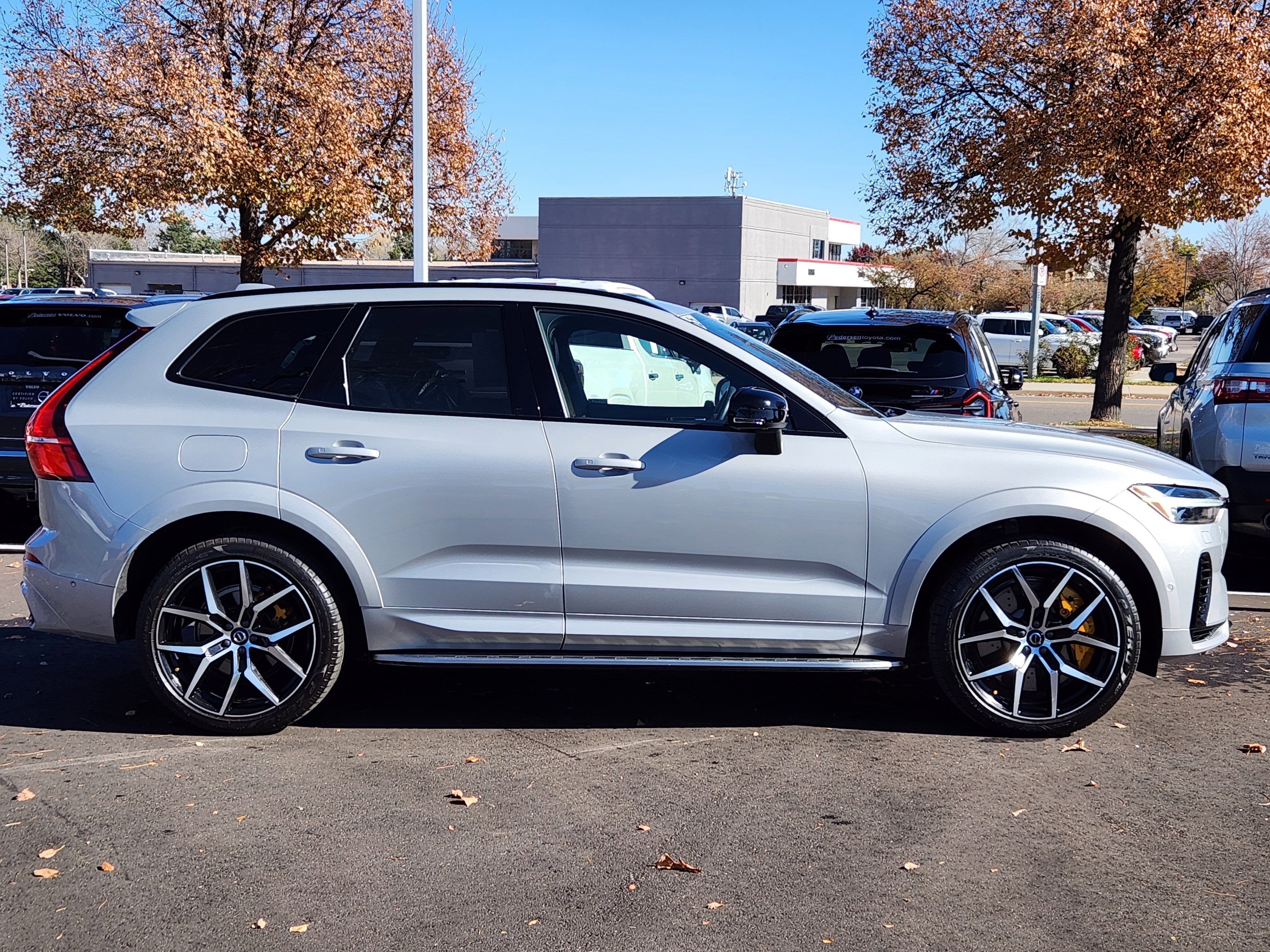 2025 Volvo XC60 Plug-In Hybrid T8 Polestar Engineered