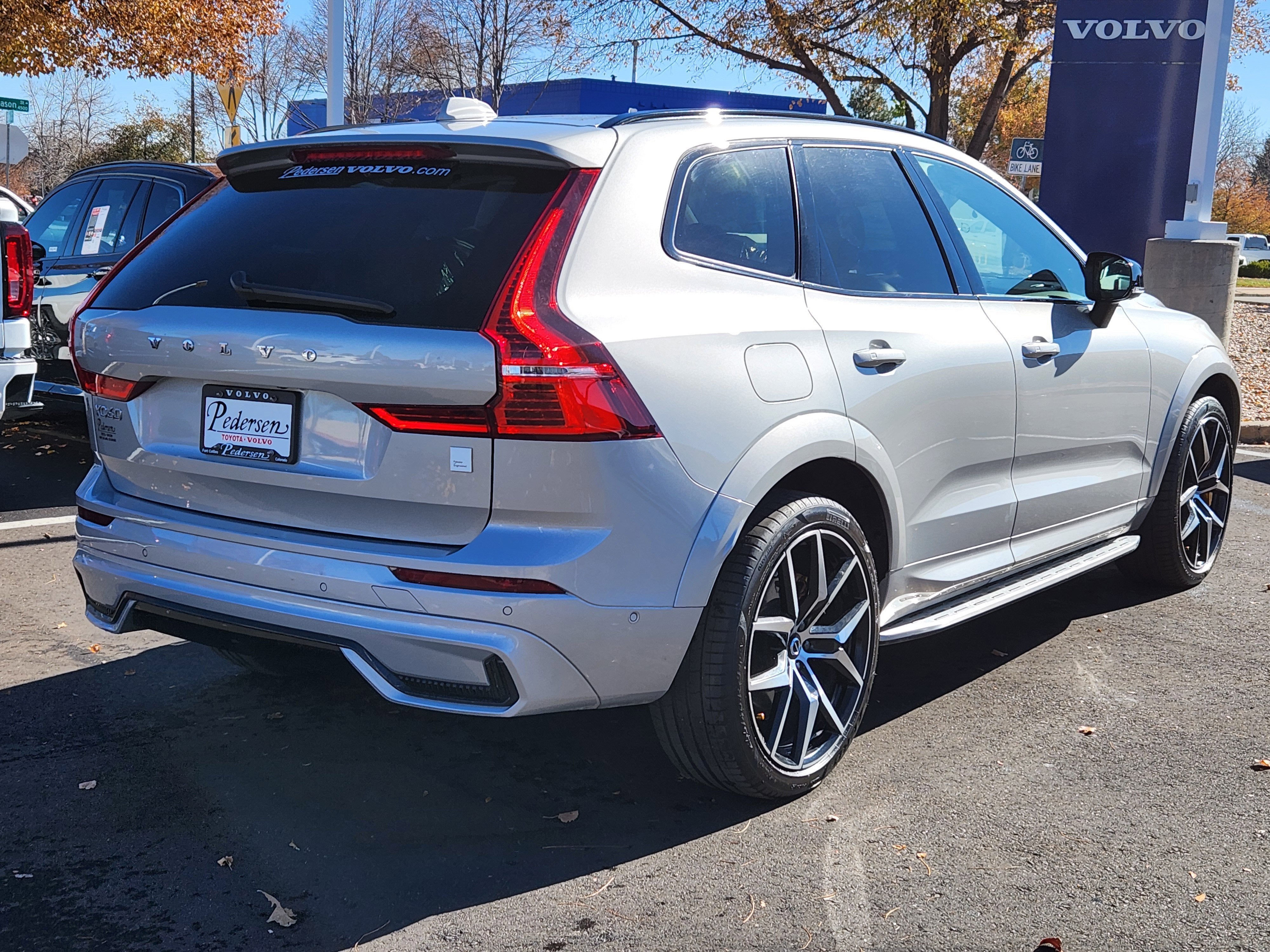 2025 Volvo XC60 Plug-In Hybrid T8 Polestar Engineered