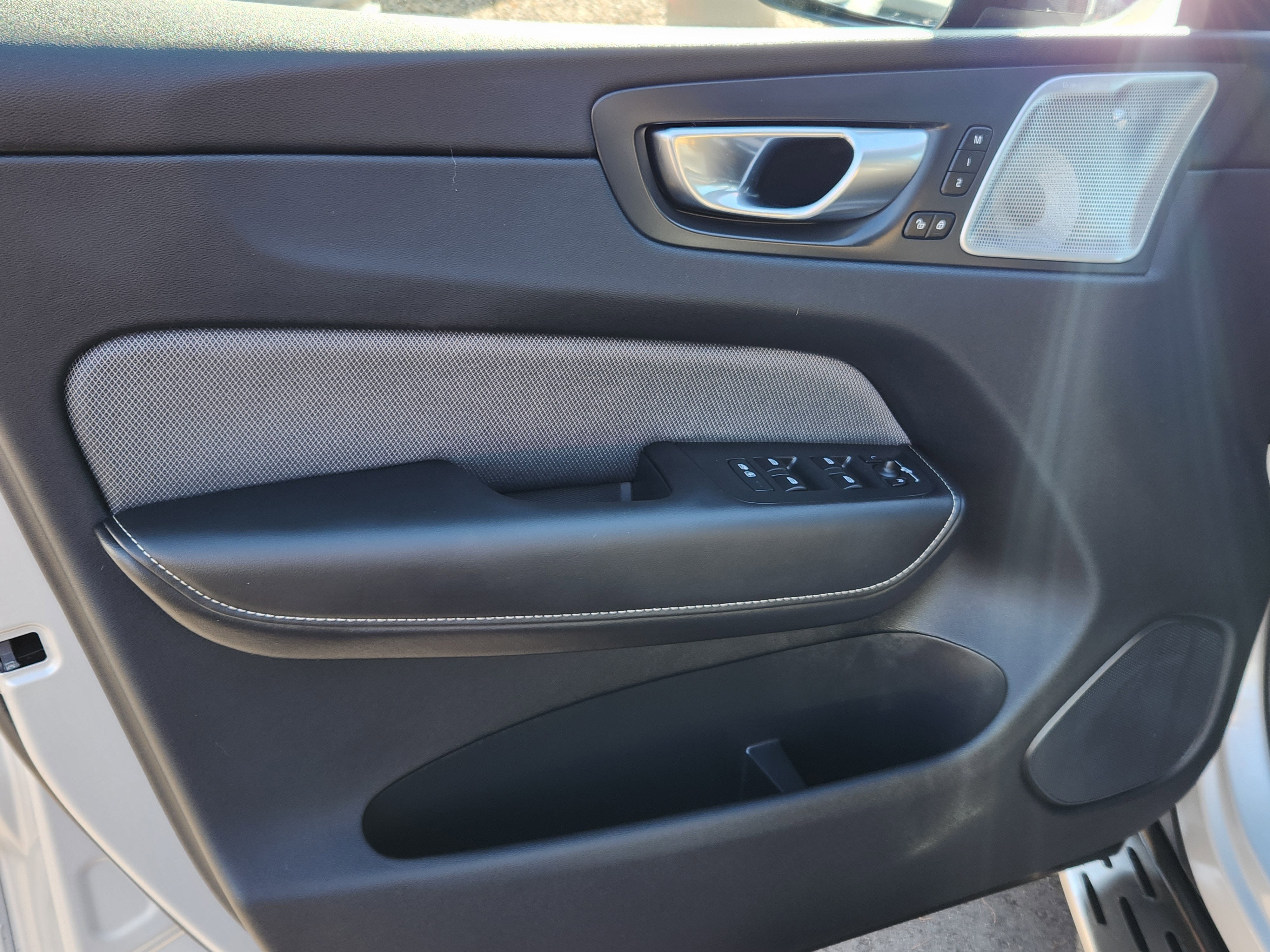 2025 Volvo XC60 Plug-In Hybrid T8 Polestar Engineered