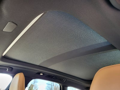 2023 Volvo XC60 B5 Ultimate Bright Theme