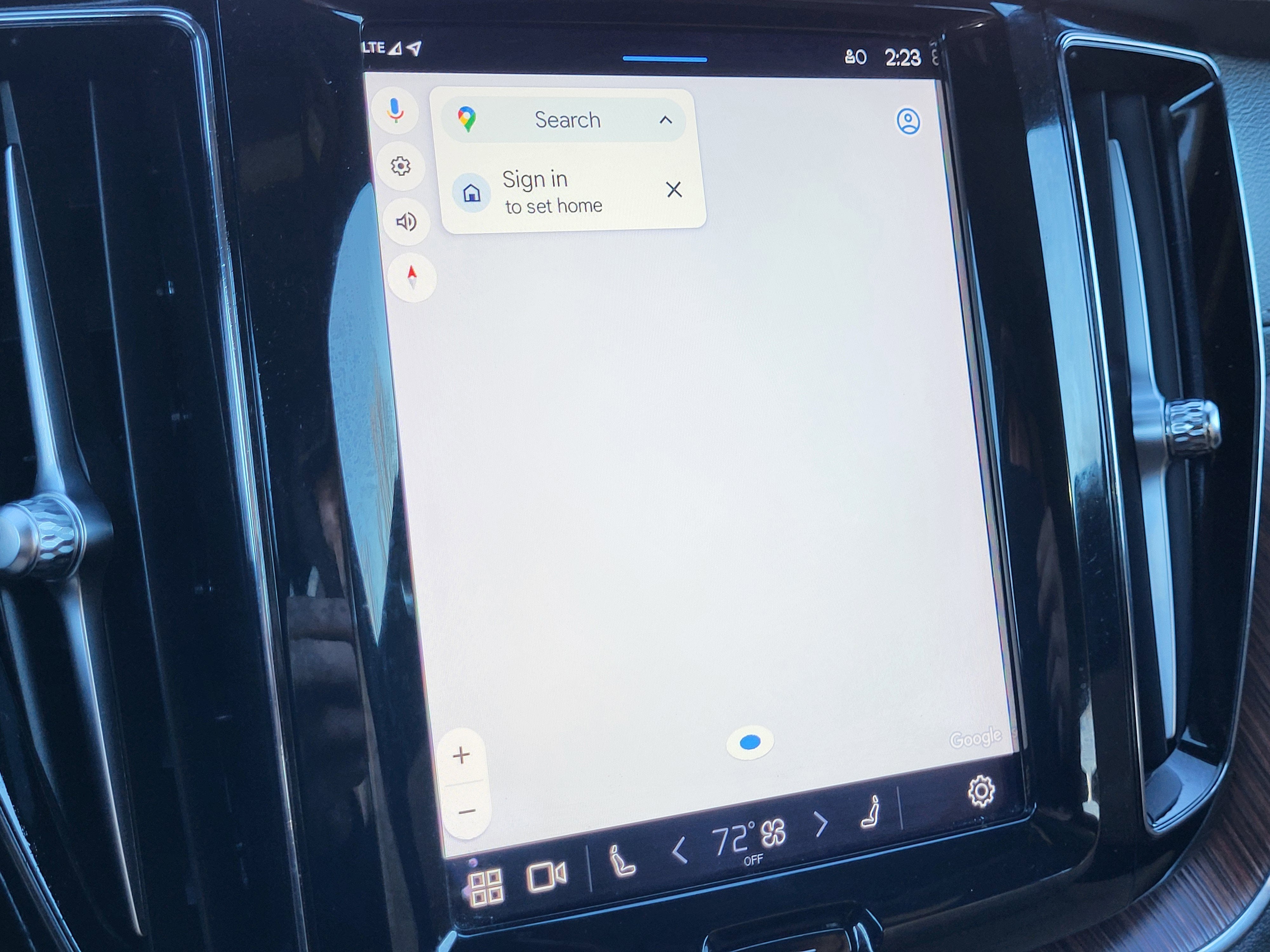 2023 Volvo XC60 B5 Ultimate Bright Theme