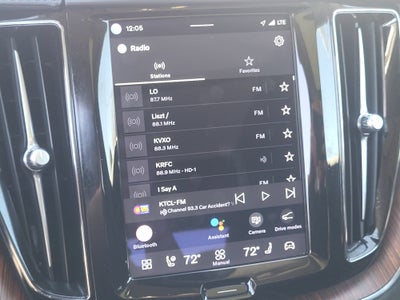 2023 Volvo XC60 B5 Ultimate Dark Theme