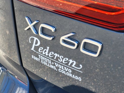 2023 Volvo XC60 B5 Ultimate Dark Theme