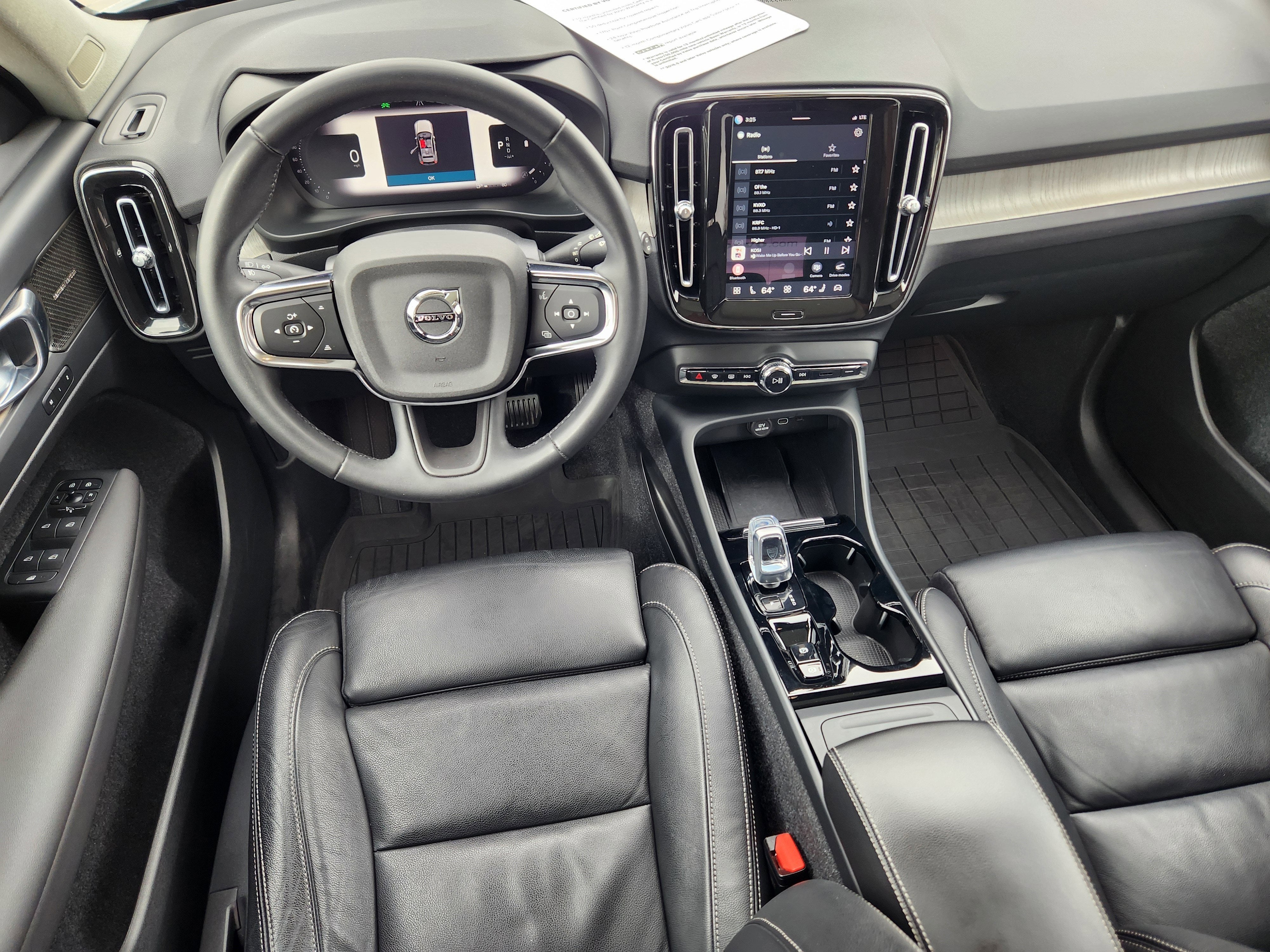 2023 Volvo XC40 Ultimate