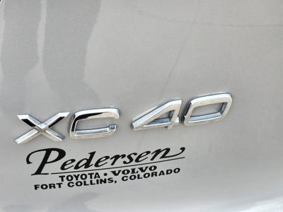 2023 Volvo XC40 Ultimate
