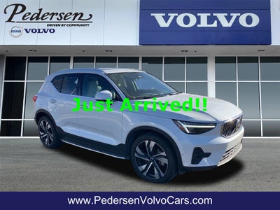 2023 Volvo XC40 Ultimate