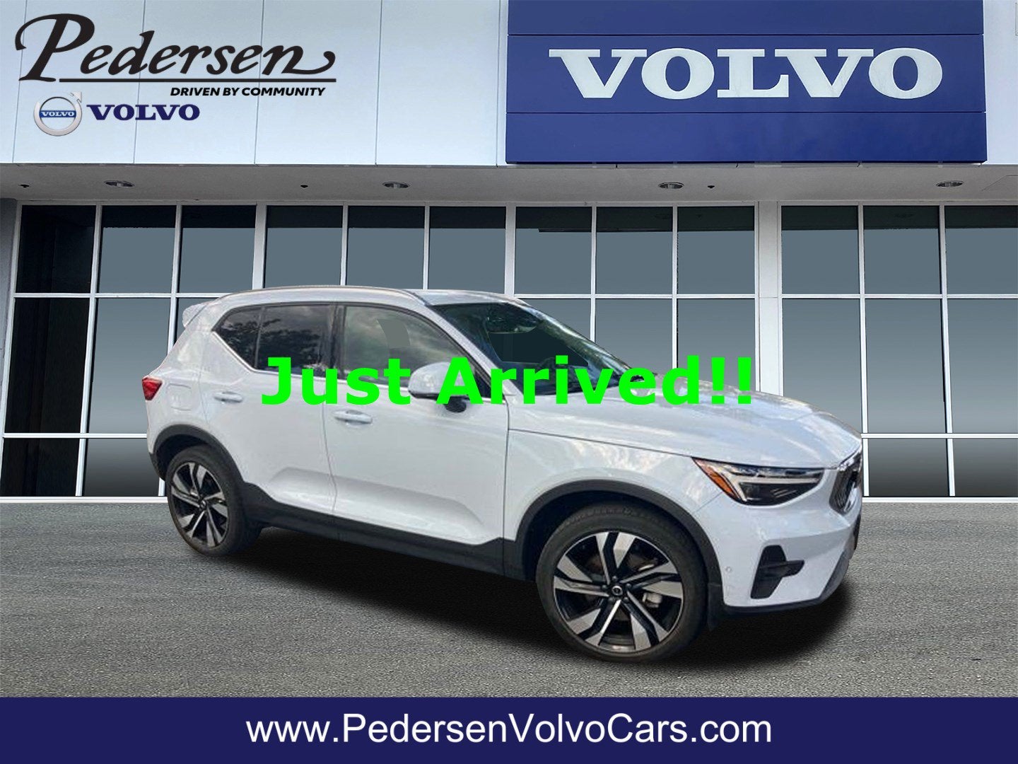 2024 Volvo XC40 Ultimate