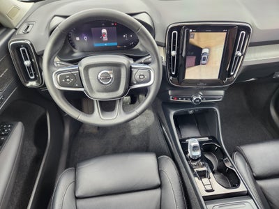 2024 Volvo XC40 B5 Plus Dark Theme