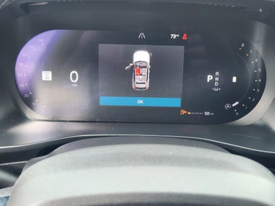 2024 Volvo XC40 B5 Plus Dark Theme