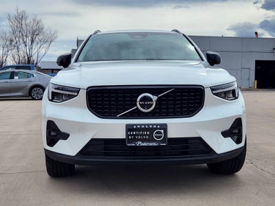 2024 Volvo XC40 B5 Plus Dark Theme