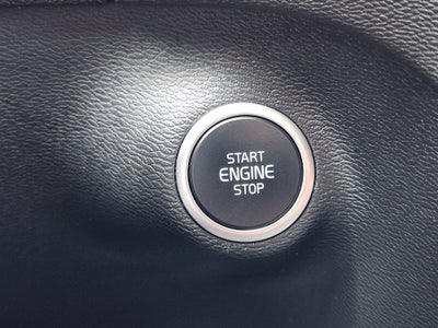 2024 Volvo XC40 B5 Plus Dark Theme