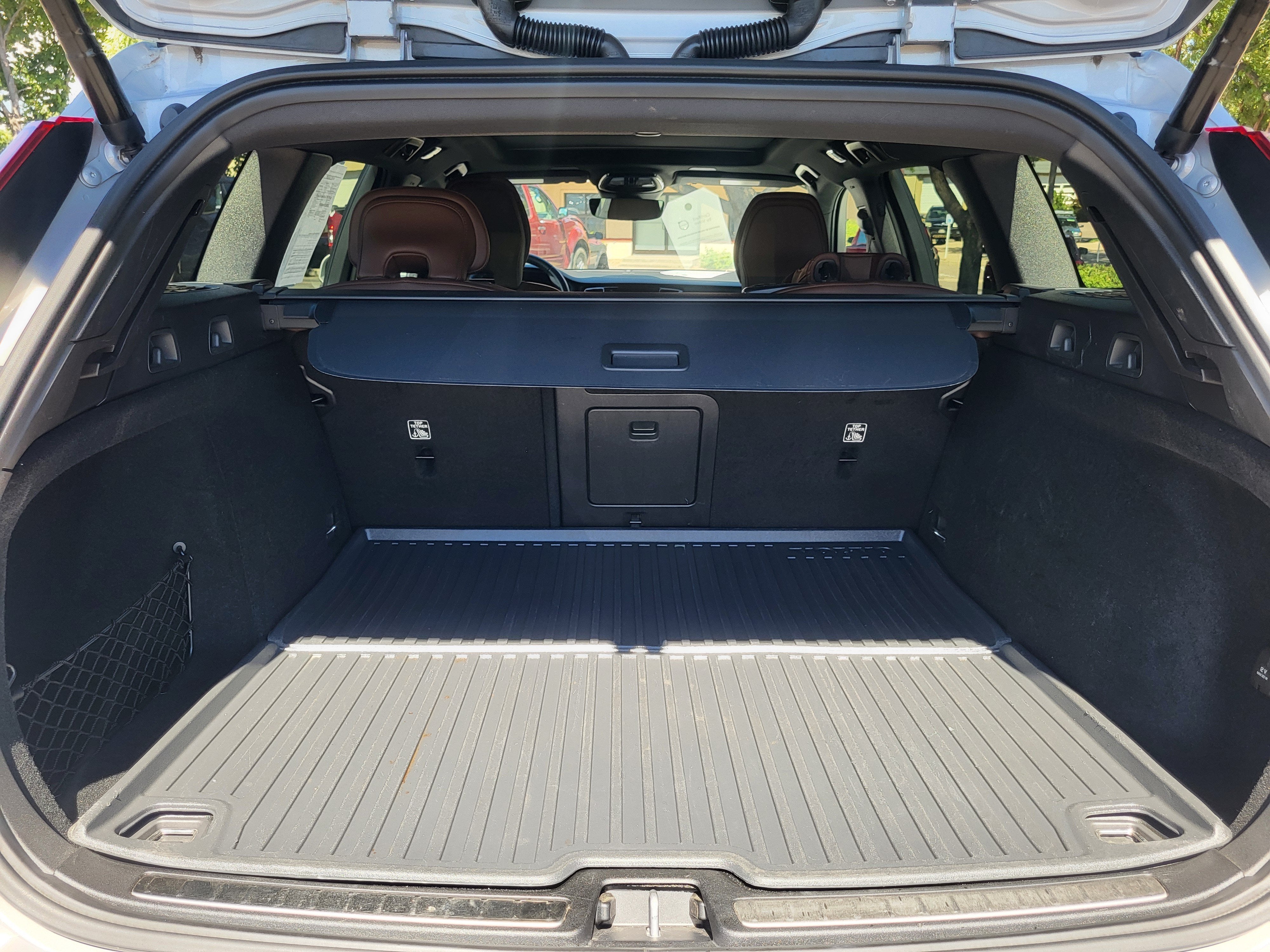 2024 Volvo V60 Cross Country Ultimate