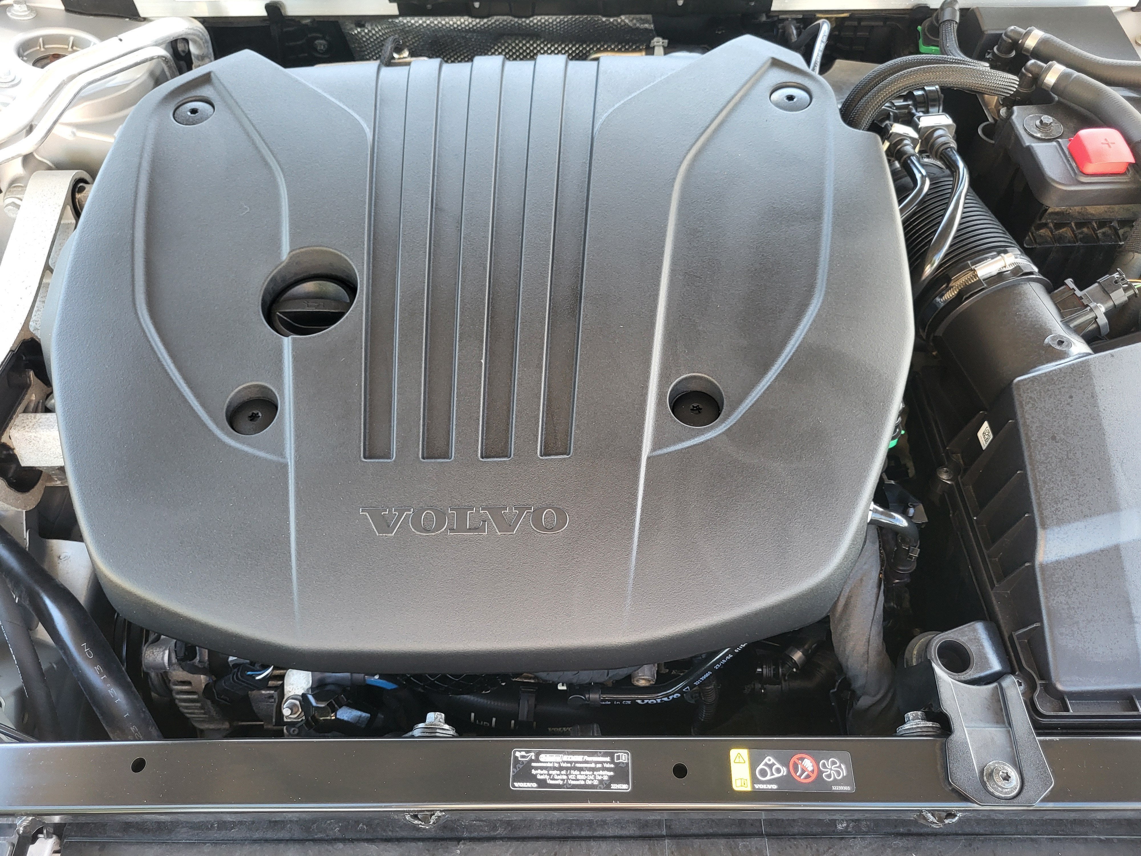 2024 Volvo V60 Cross Country Ultimate