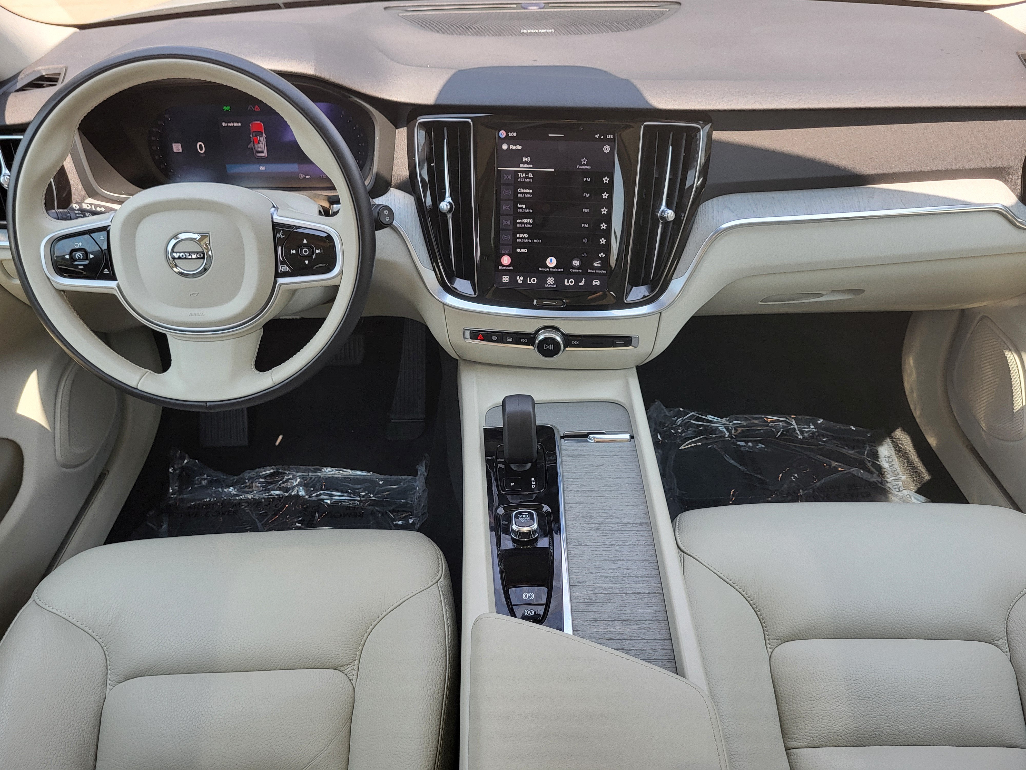 2026 Volvo V60 Cross Country B5 Plus