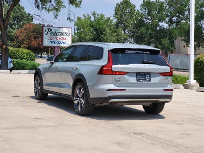 2026 Volvo V60 Cross Country B5 Plus
