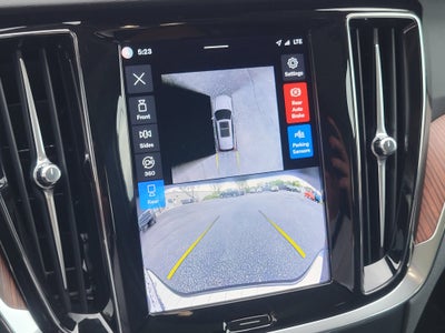 2024 Volvo V60 Cross Country B5 Plus