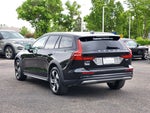 2024 Volvo V60 Cross Country B5 Plus