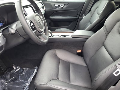2024 Volvo V60 Cross Country B5 Plus